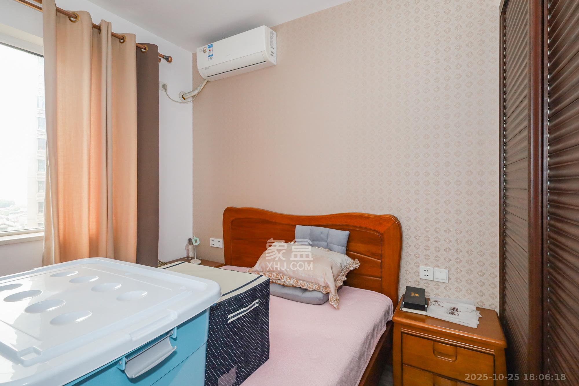 当代滨江MOMA 3室2厅1卫 105.0万 当代滨江MOMA 3室2厅1卫 105.0万卧室