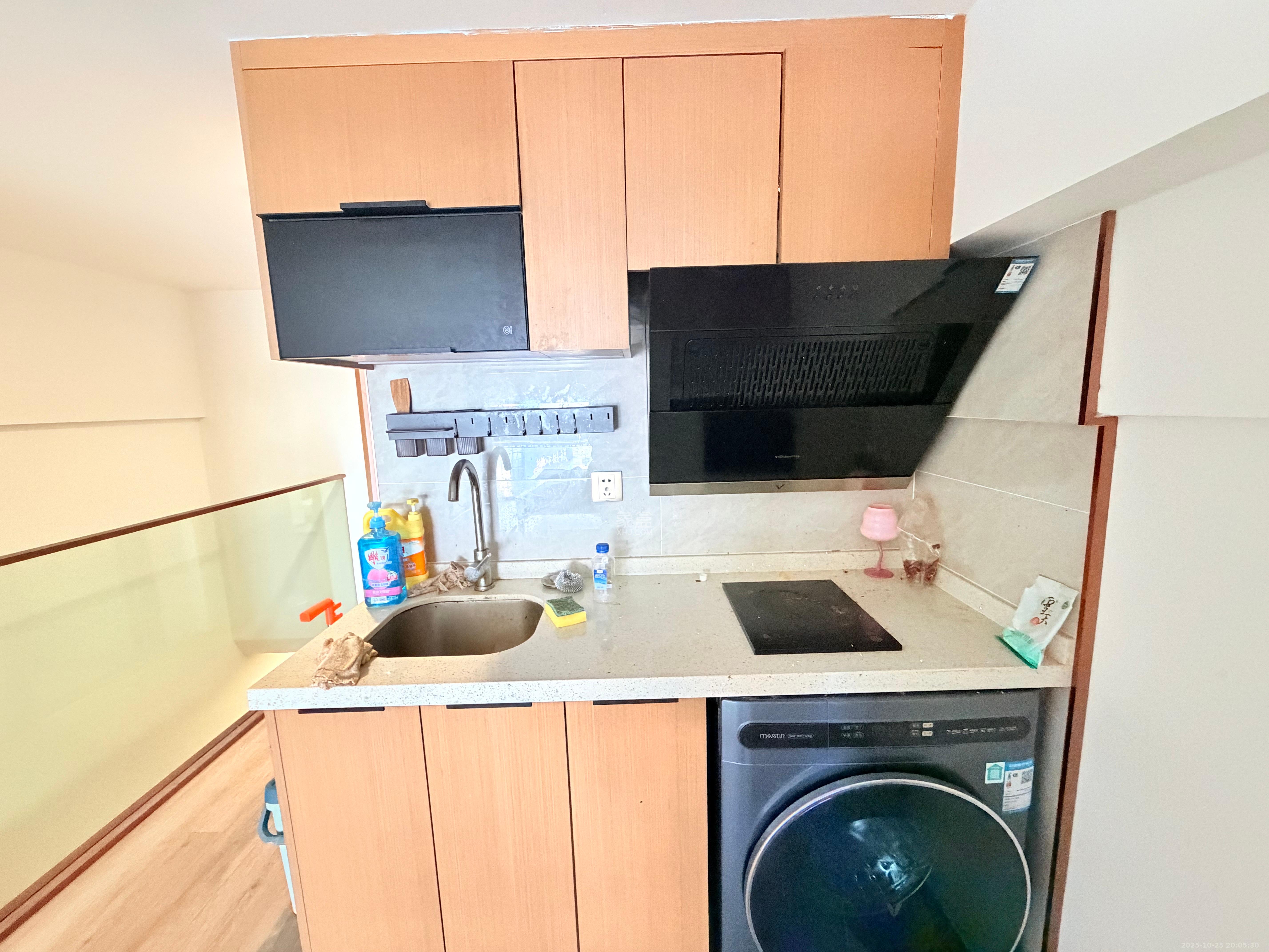 旺德府万象时代 1室1厅1卫 1600.0元/月 旺德府万象时代 1室1厅1卫 1600.0元/月室内图