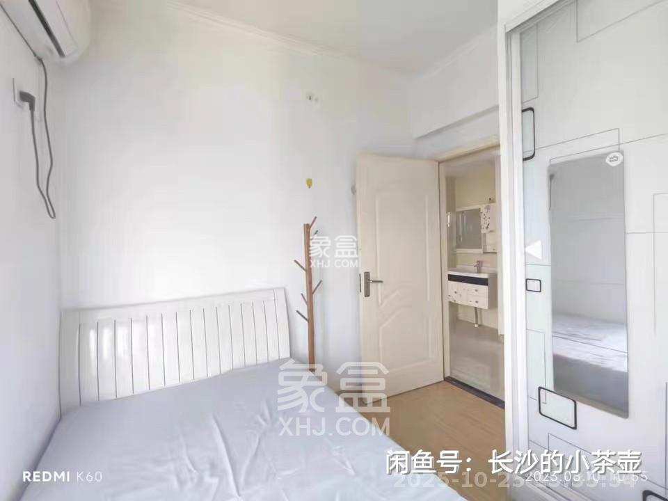 蓝山郡  3室2厅1卫    1900.0元/月 蓝山郡  3室2厅1卫    1900.0元/月室内图