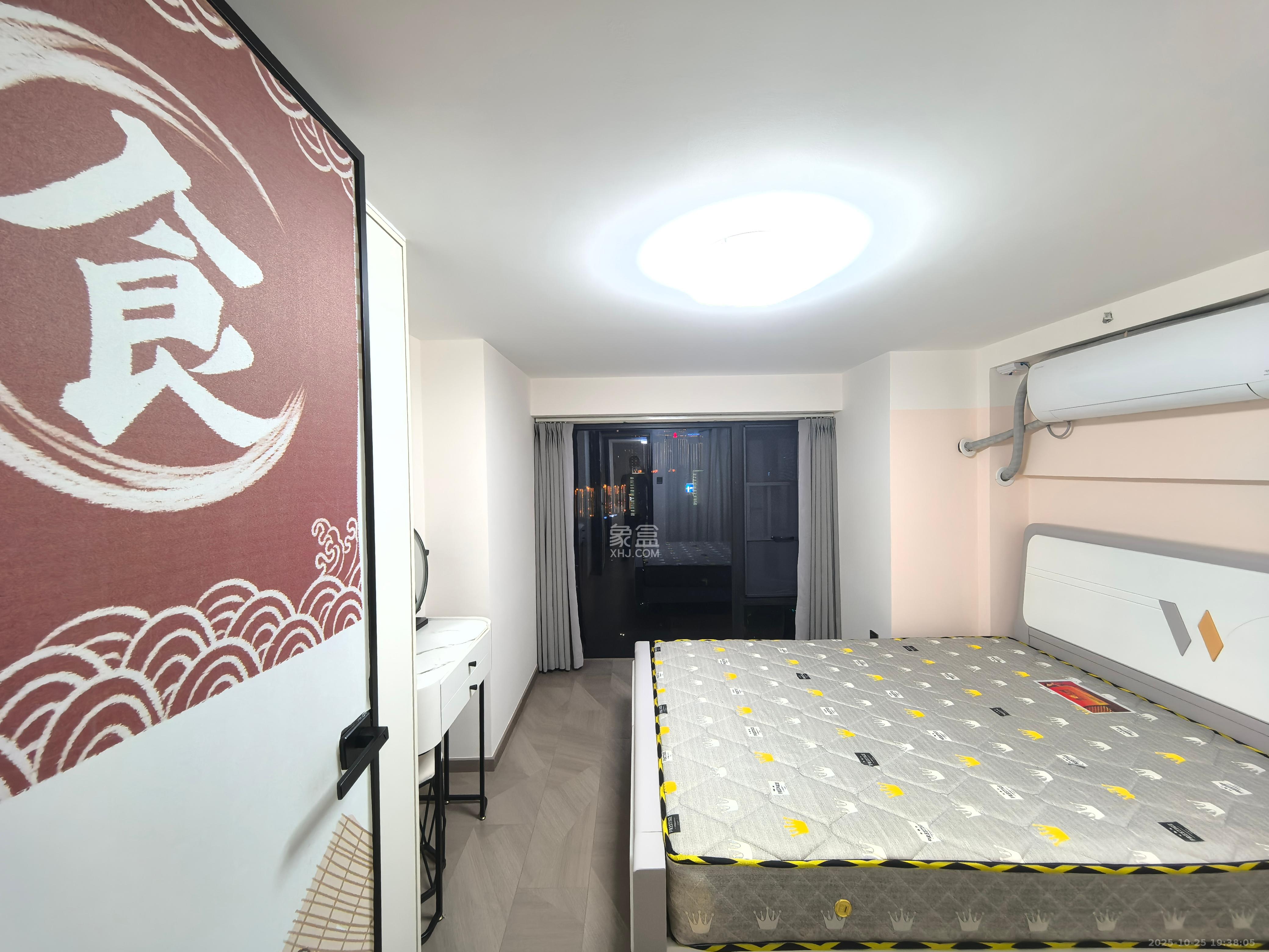 越秀悦湖台  2室1厅1卫    2500.0元/月室内图