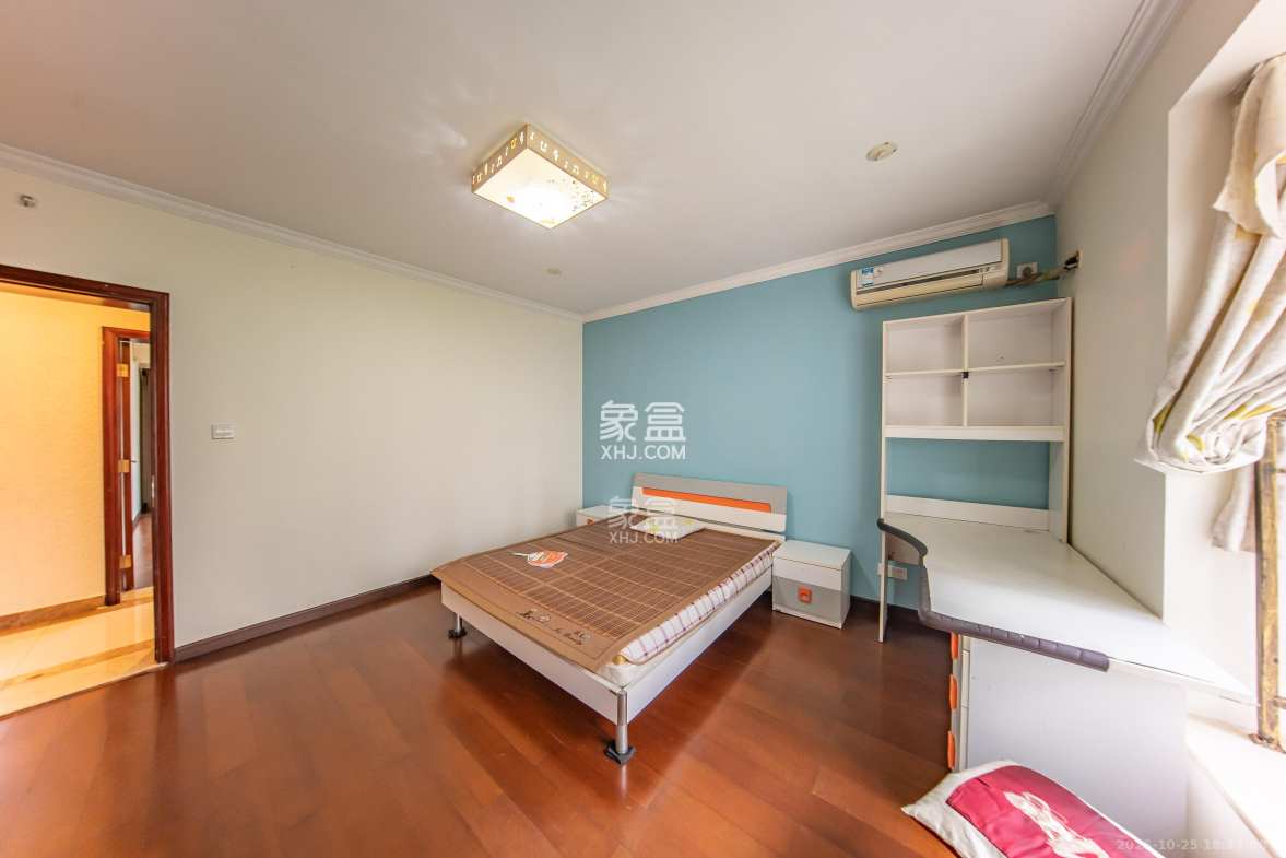 江山帝景雅典 3室2厅2卫 128.7万 江山帝景雅典 3室2厅2卫 128.7万卧室