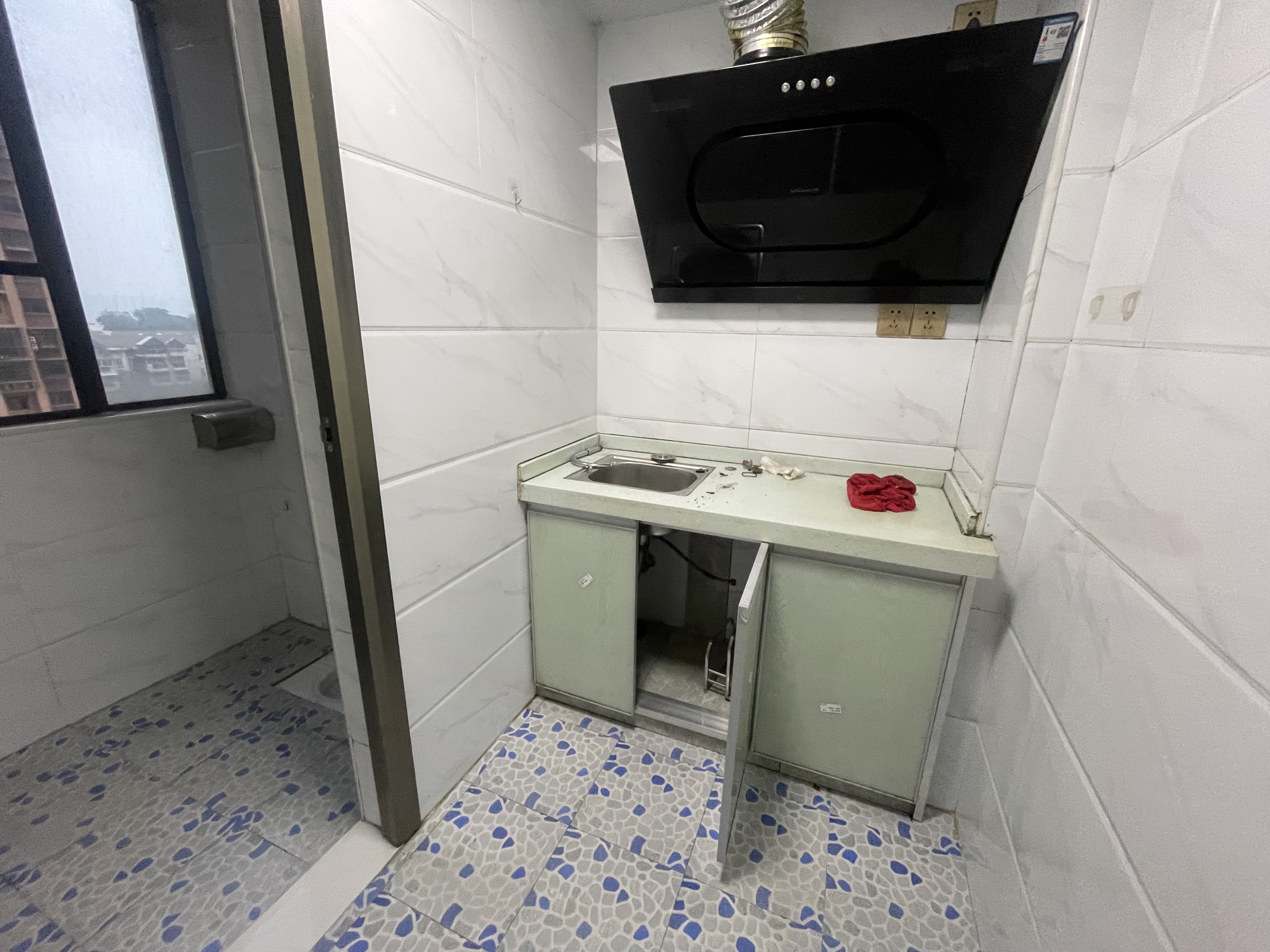 岳华新苑  1室1厅1卫    1200.0元/月户型图