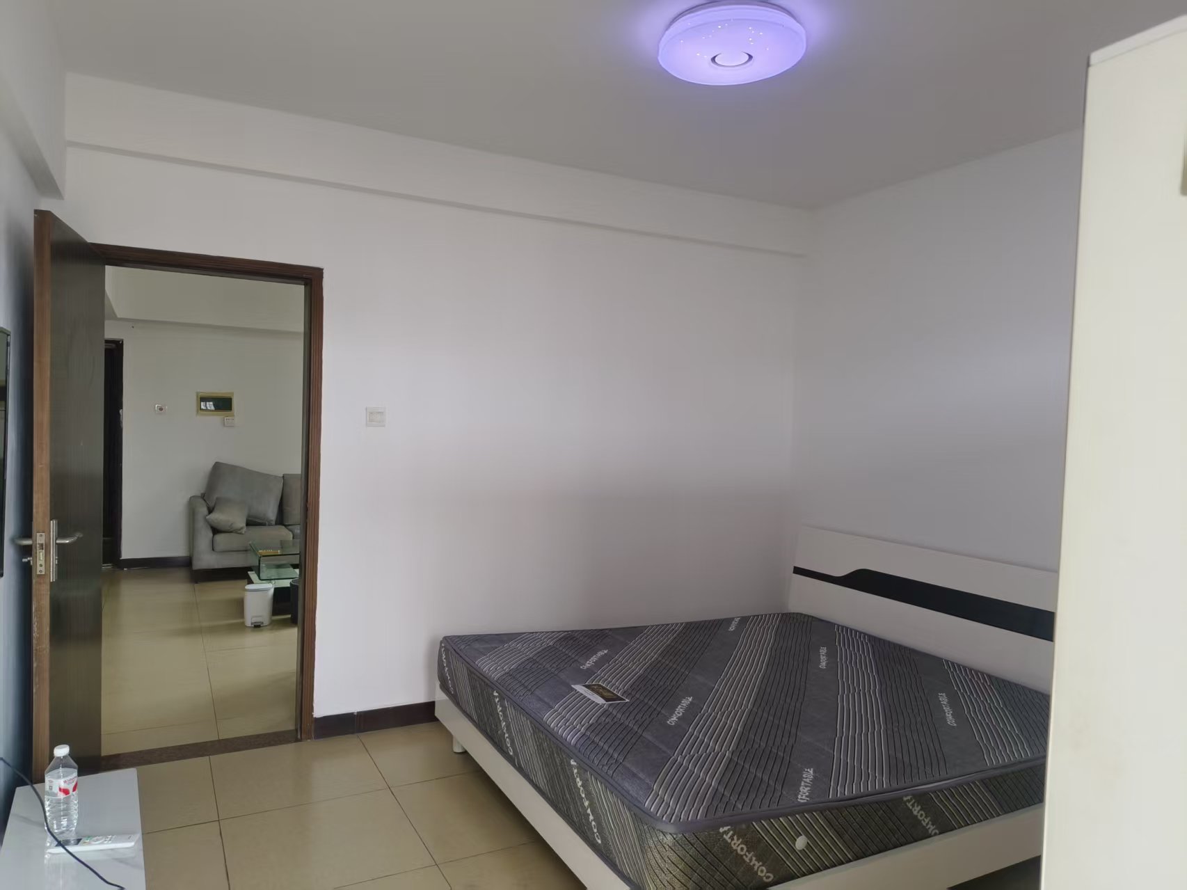 帝国大厦 1室2厅1卫 83.8万 帝国大厦 1室2厅1卫 83.8万室内图