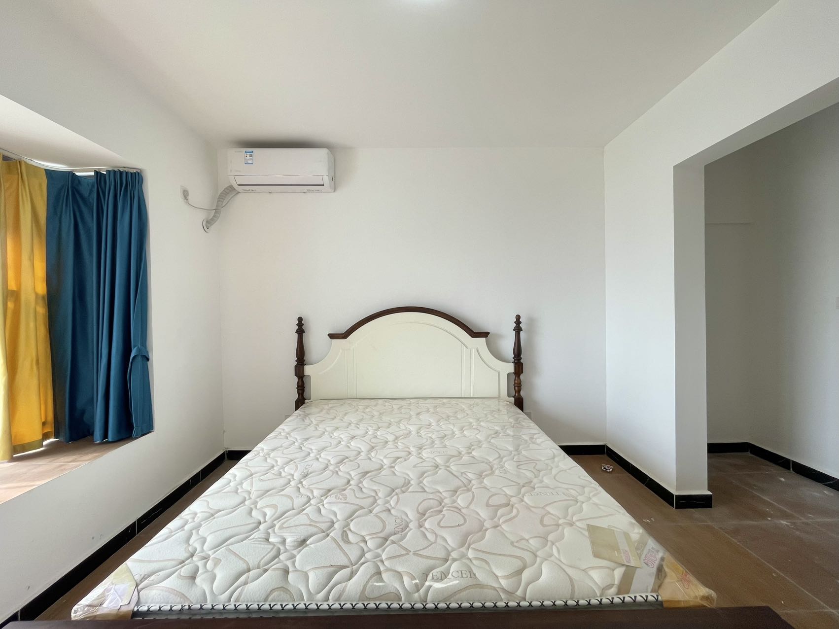 坡博家园四区  5室2厅2卫    3600.0元/月 坡博家园四区  5室2厅2卫    3600.0元/月室内图