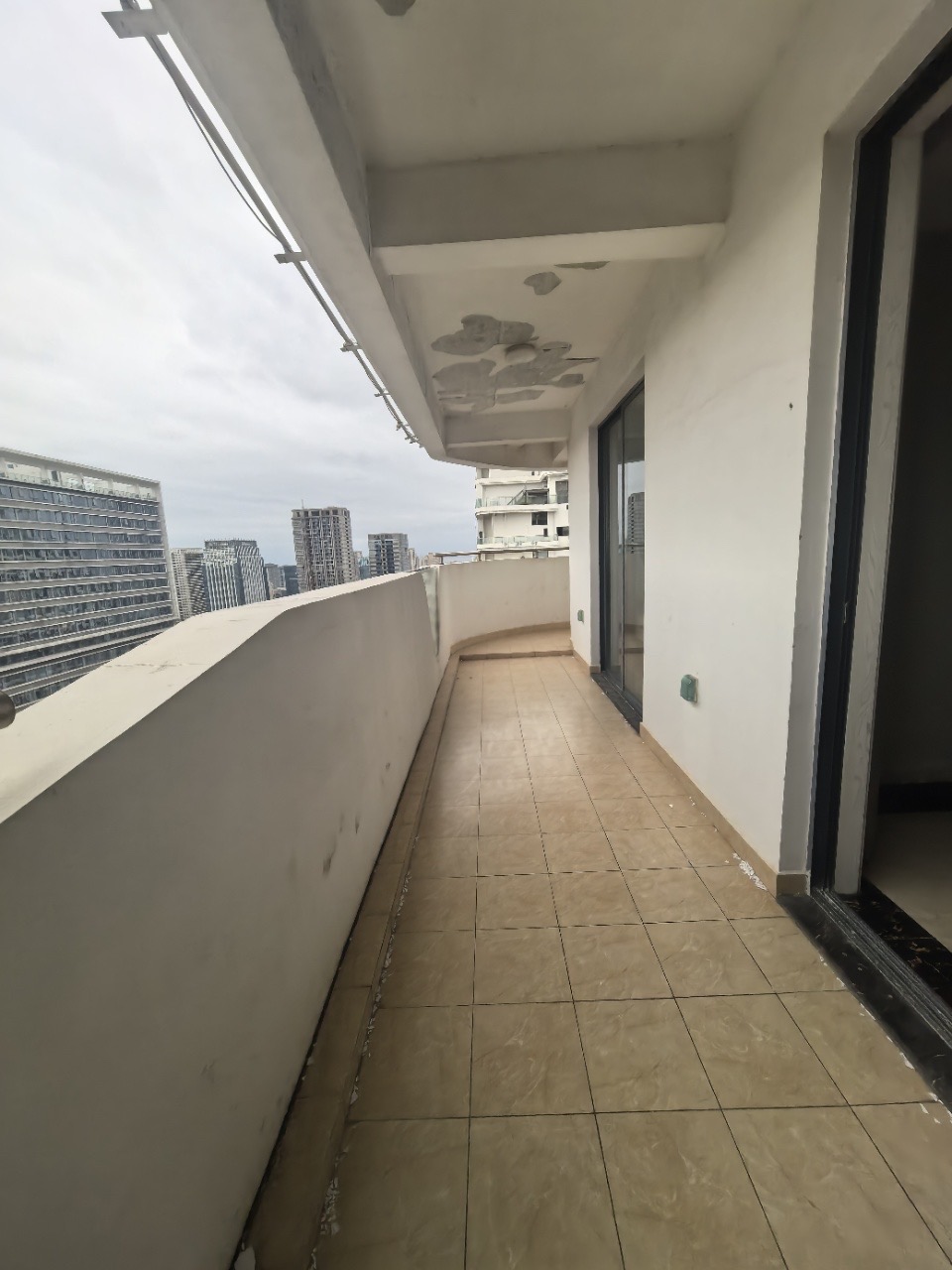 远大购物广场 2室2厅1卫 100.0万 远大购物广场 2室2厅1卫 100.0万客厅