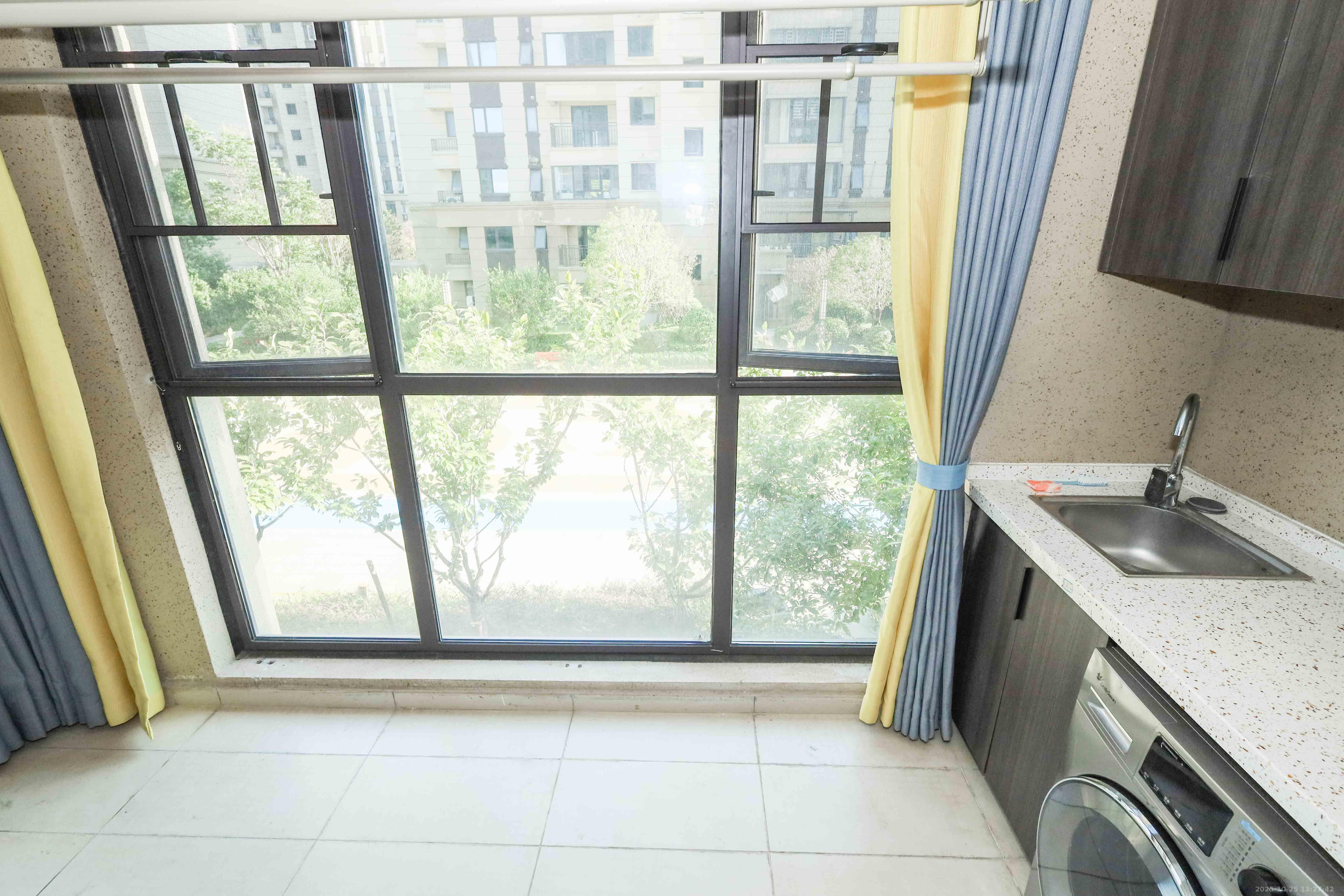 中梁云麓传奇  3室2厅2卫    2480.0元/月室内图