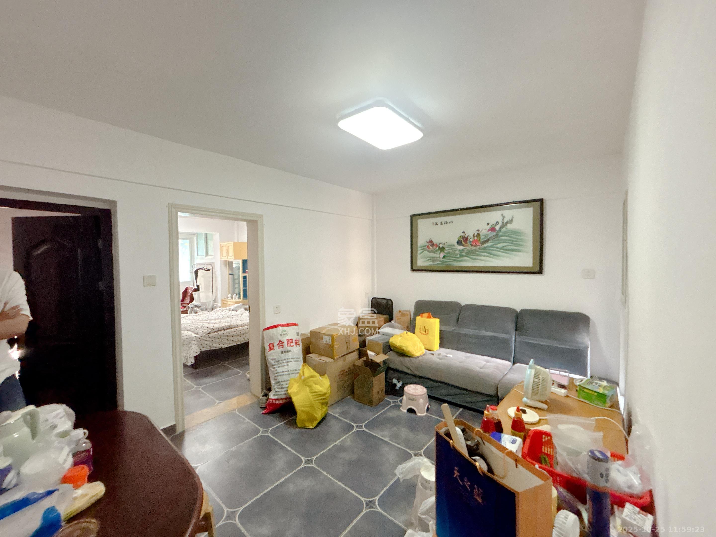 通泰街商居楼  3室1厅1卫    2000.0元/月室内图