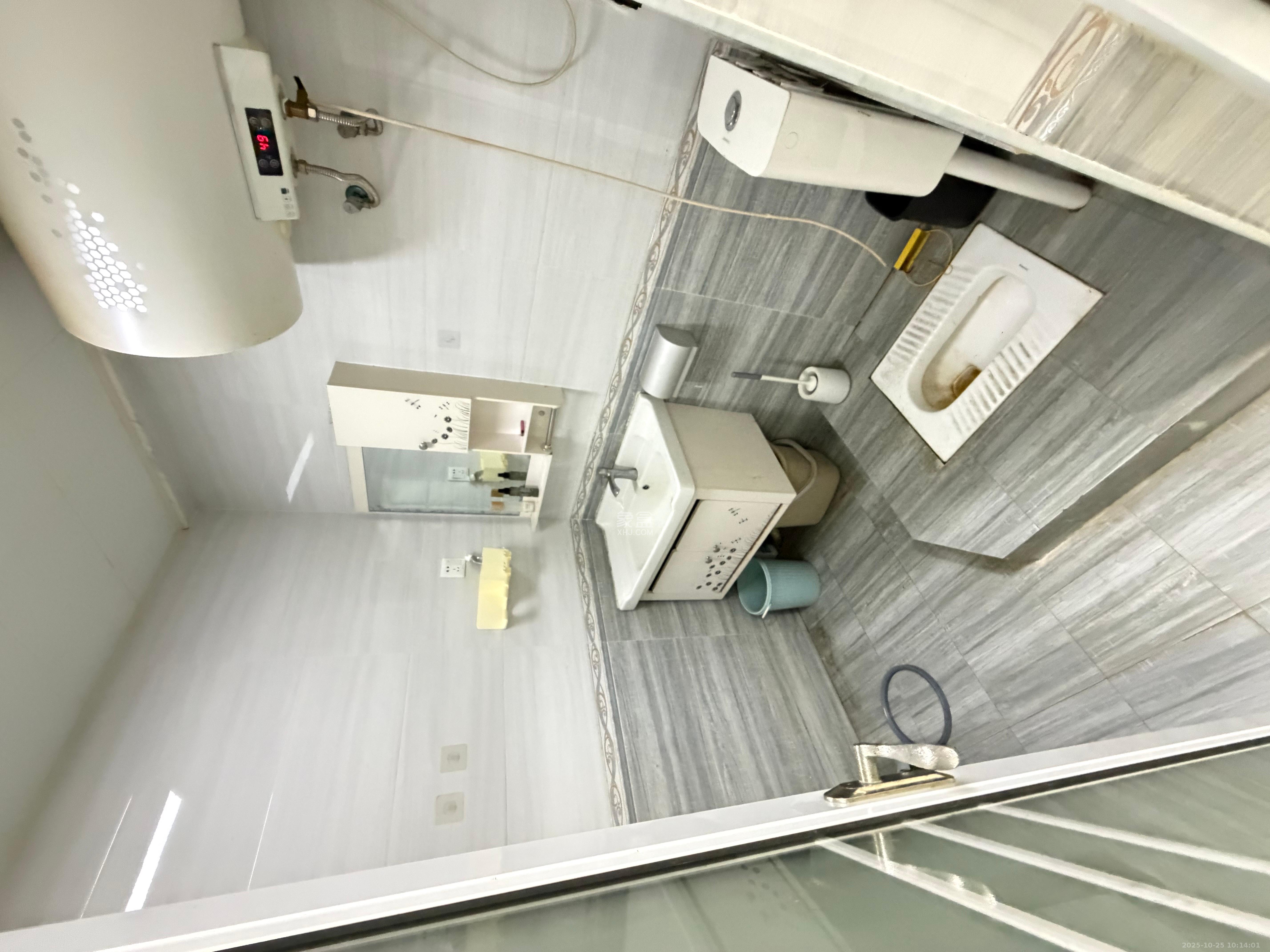 钰龙天下二期(钰龙佳园)  1室1厅1卫    1200.0元/月 钰龙天下二期(钰龙佳园)  1室1厅1卫    1200.0元/月室内图