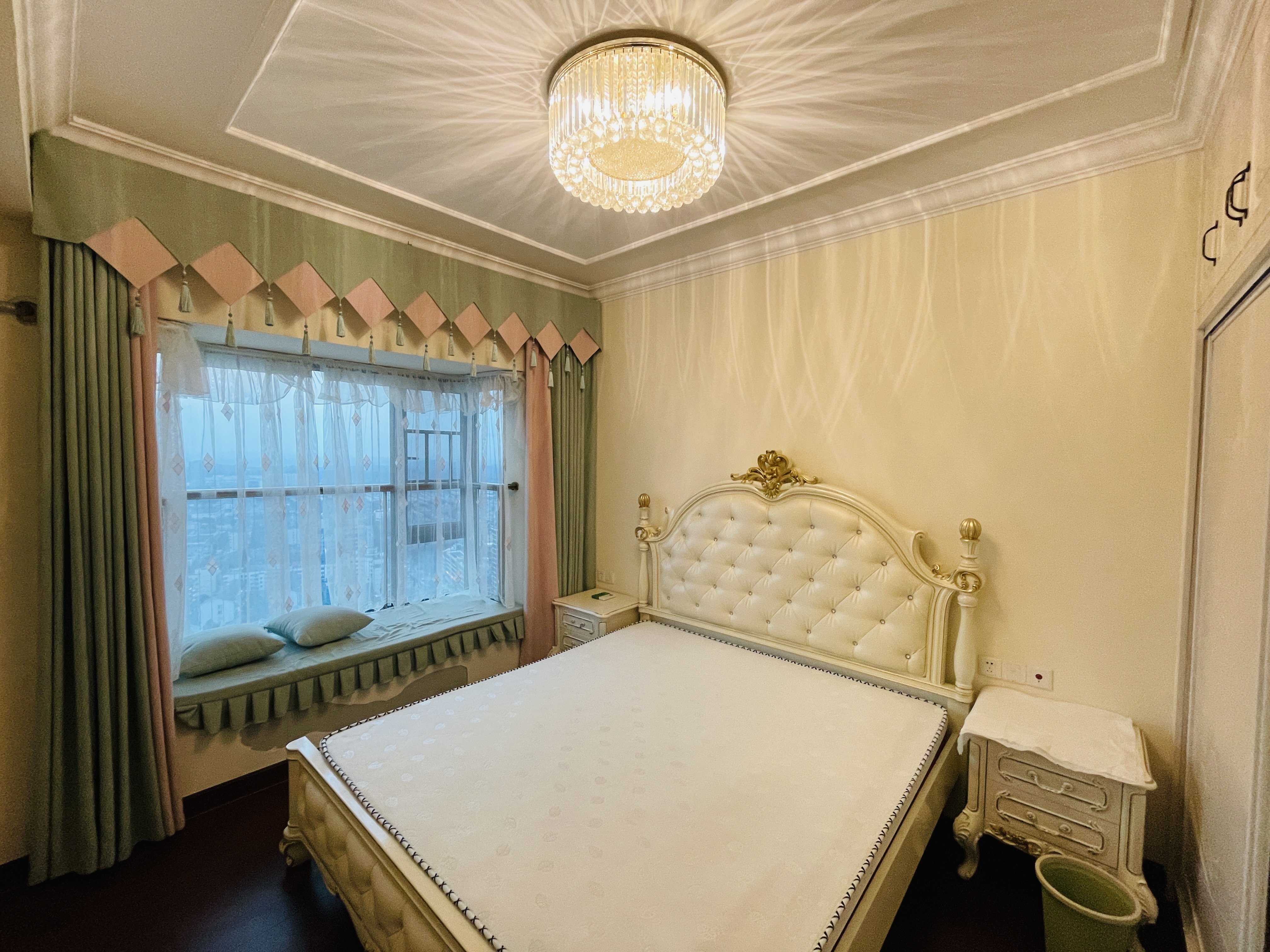 恒大绿洲  2室2厅1卫    1800.0元/月室内图