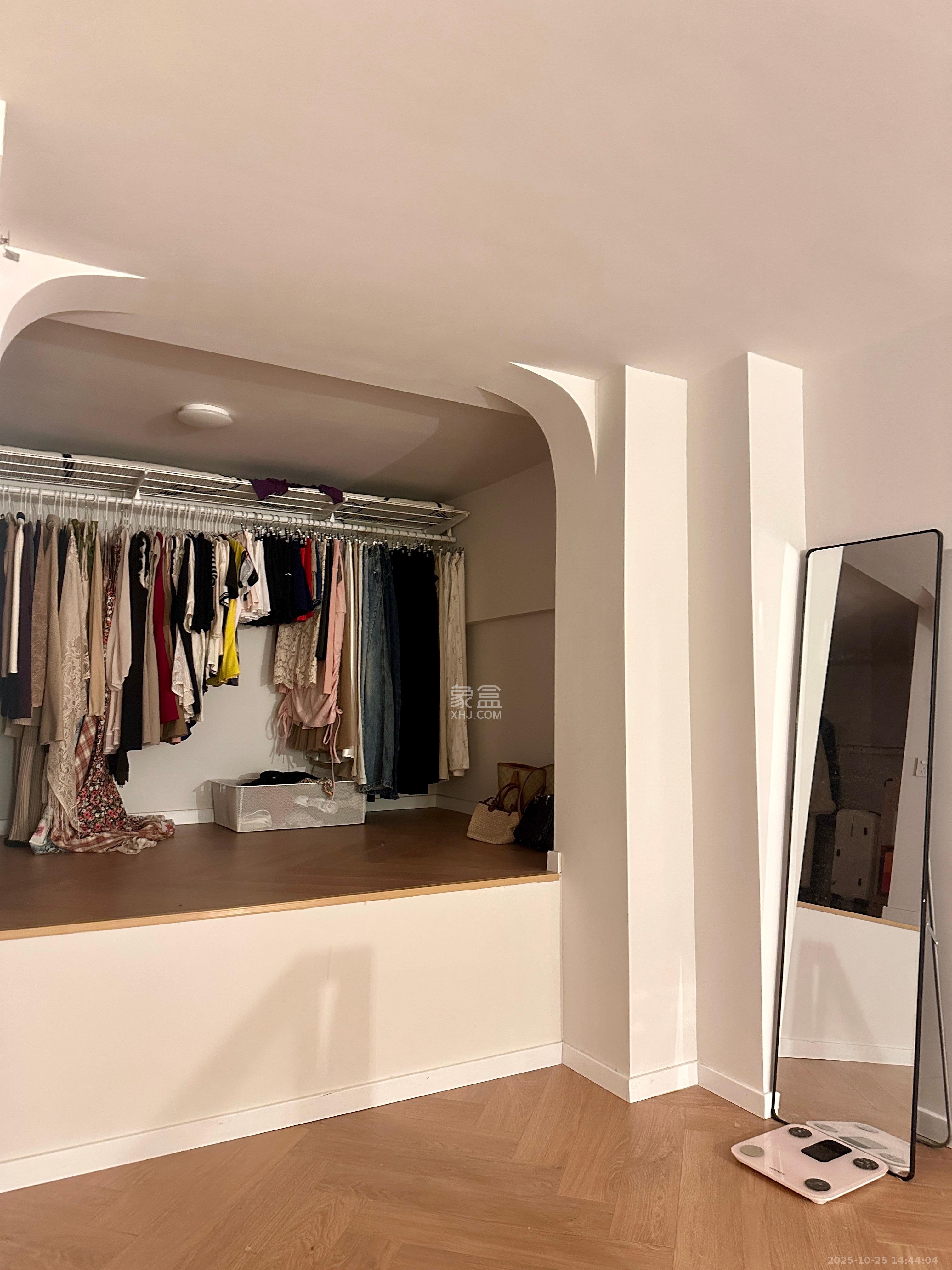 珠江花城好世界  1室1厅1卫    2000.0元/月 珠江花城好世界  1室1厅1卫    2000.0元/月室内图