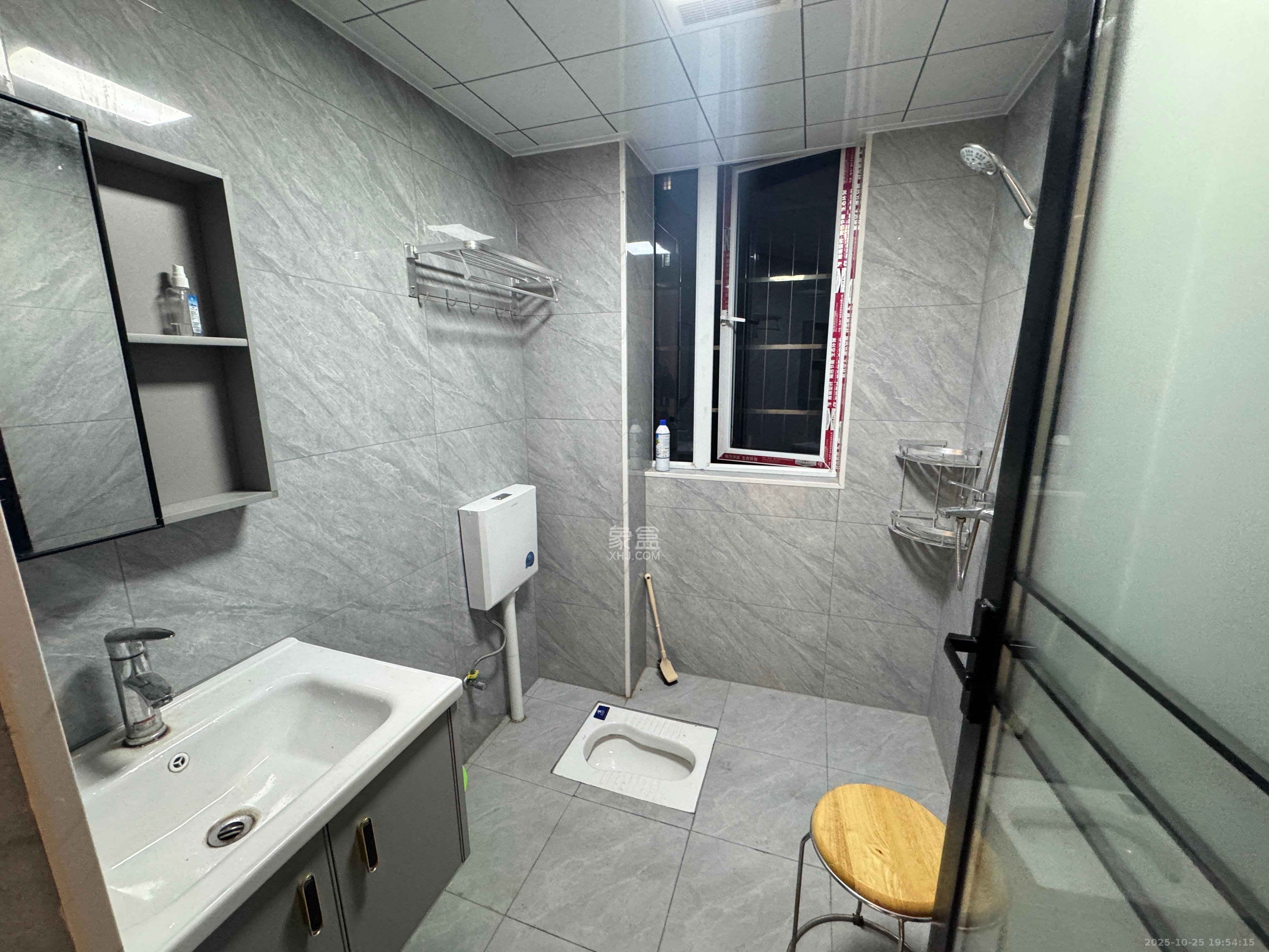 新宇东升家园  2室1厅1卫    1600.0元/月室内图