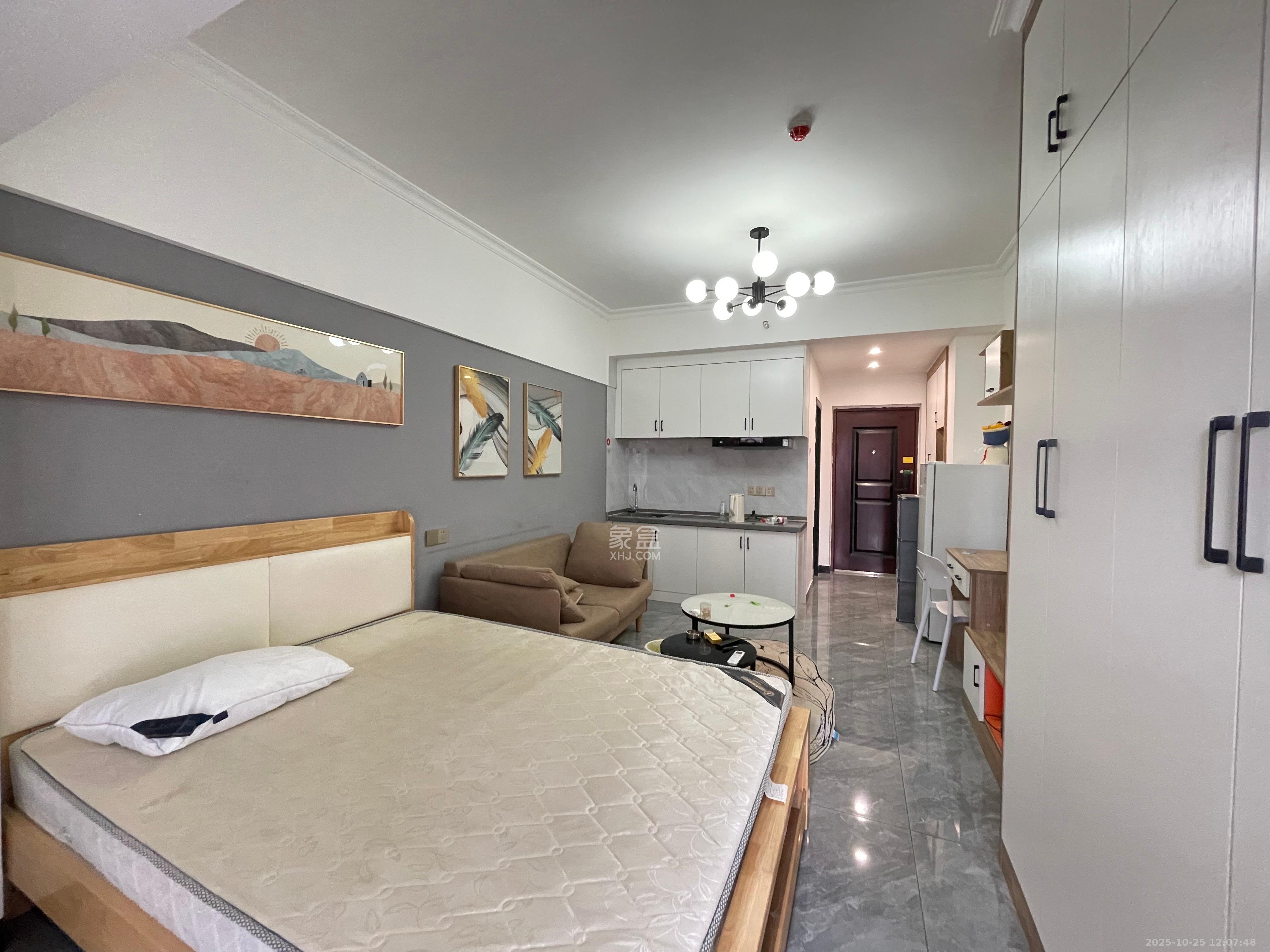 欣隆居  1室0厅0卫    1600.0元/月室内图