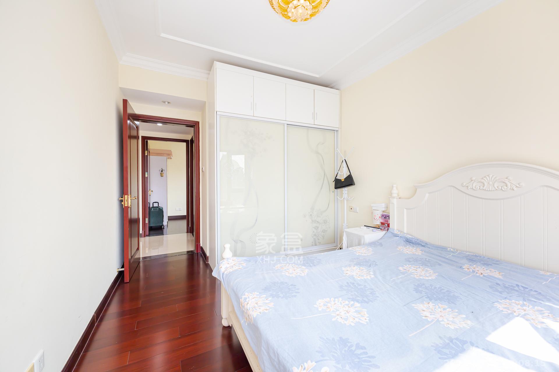 恒大名都 2室2厅1卫 48.0万 恒大名都 2室2厅1卫 48.0万卧室