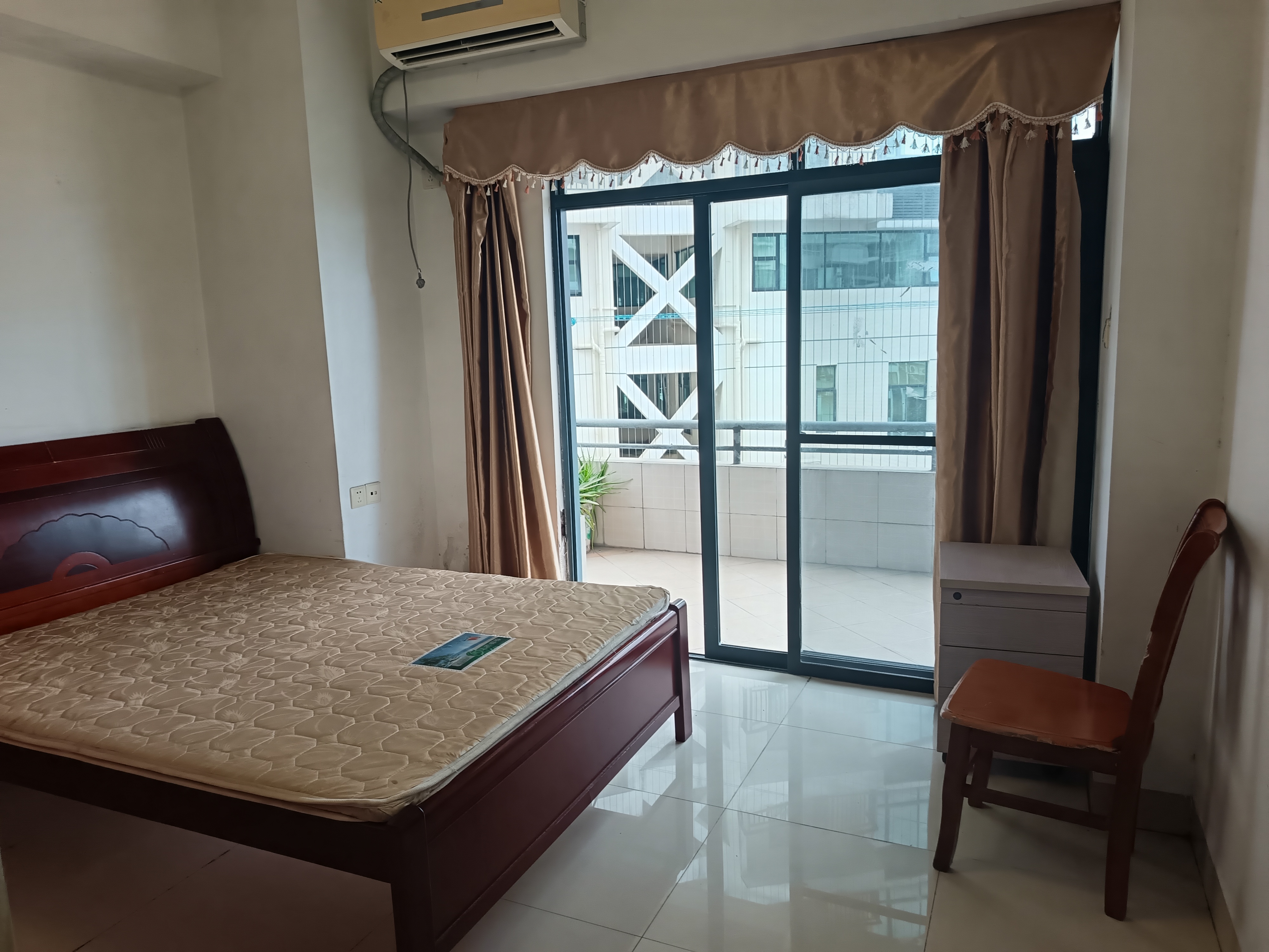 鑫汇大厦 2室2厅1卫 2000.0元/月 鑫汇大厦 2室2厅1卫 2000.0元/月室内图