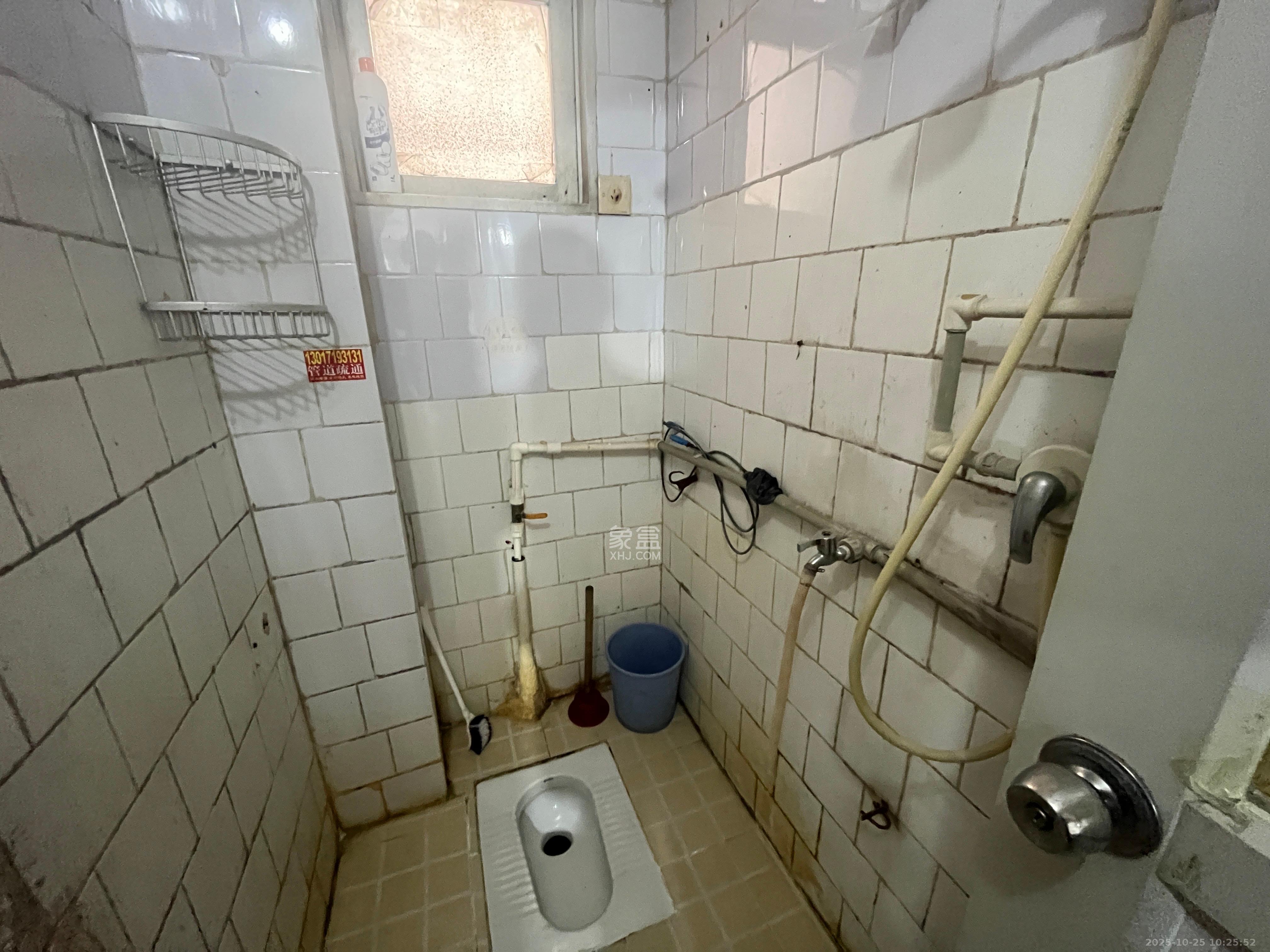 新兴小区（杨家山社区）  2室1厅1卫    1200.0元/月室内图