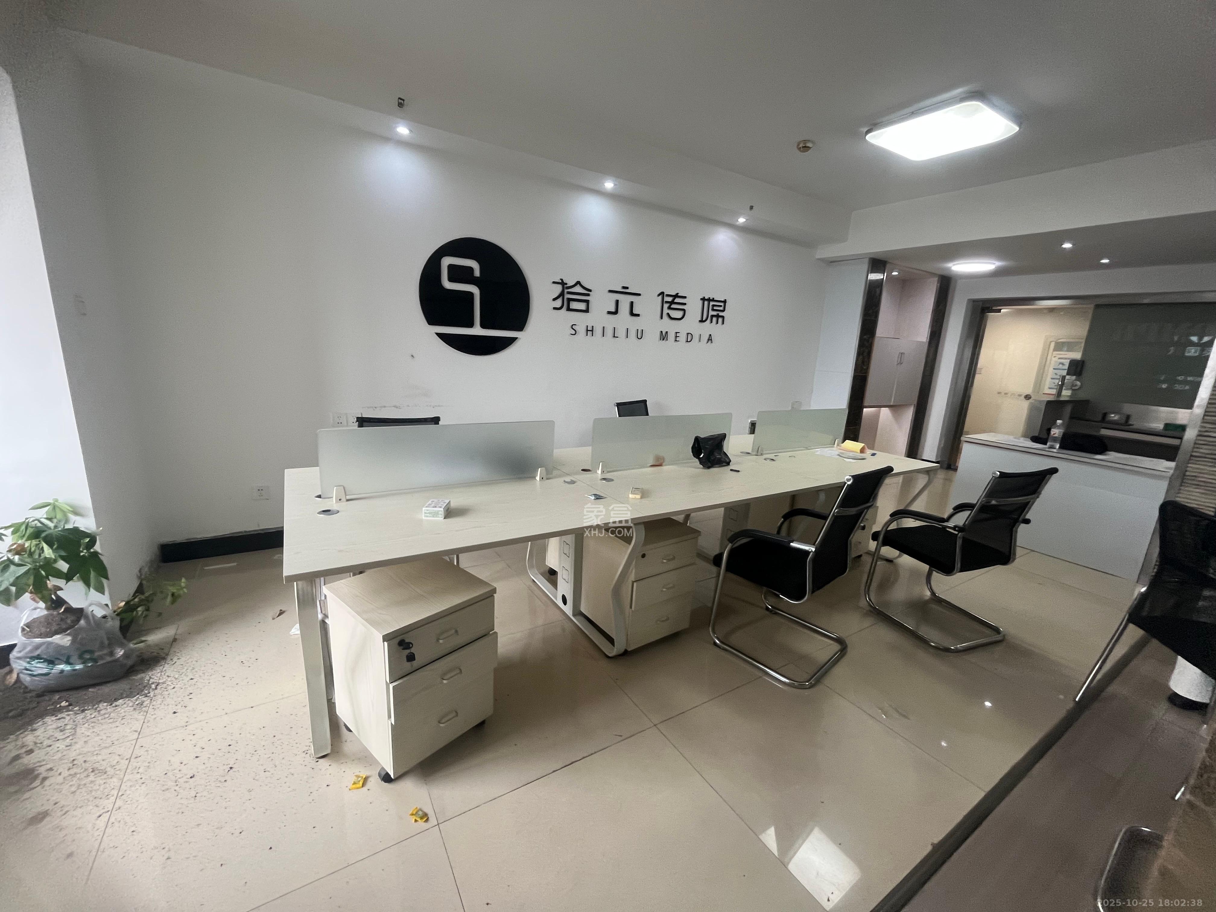 喜盈门范城 1室1厅1卫 3800.0元/月 喜盈门范城 1室1厅1卫 3800.0元/月室内图