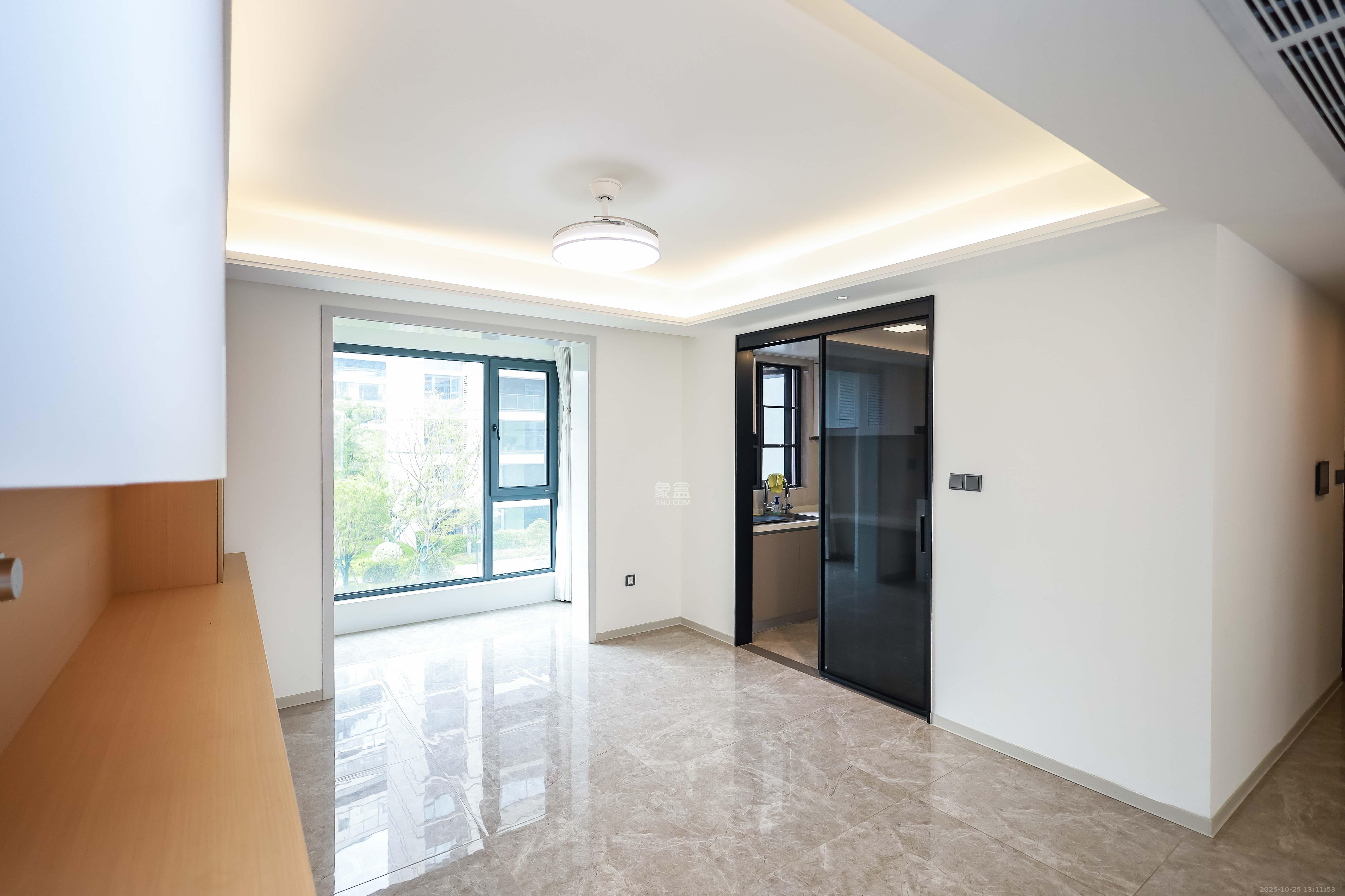 招商雍山湖 4室2厅2卫 238.0万 招商雍山湖 4室2厅2卫 238.0万客厅