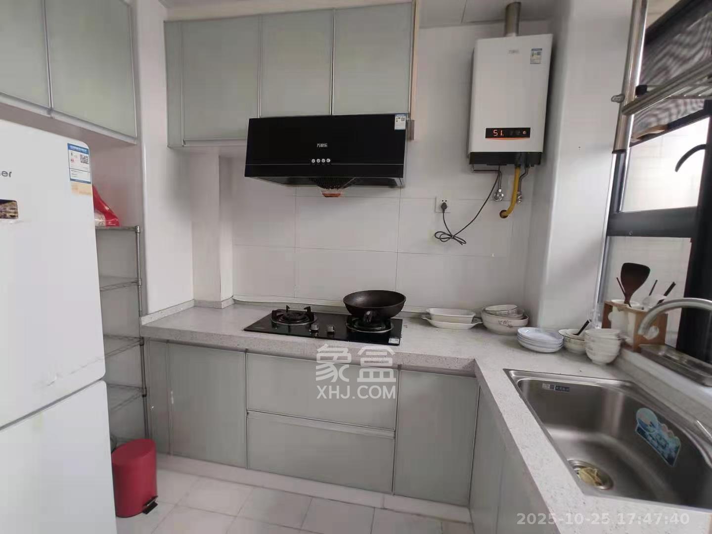 天鸿天府（天鸿中央大院）  1室1厅1卫    1900.0元/月室内图