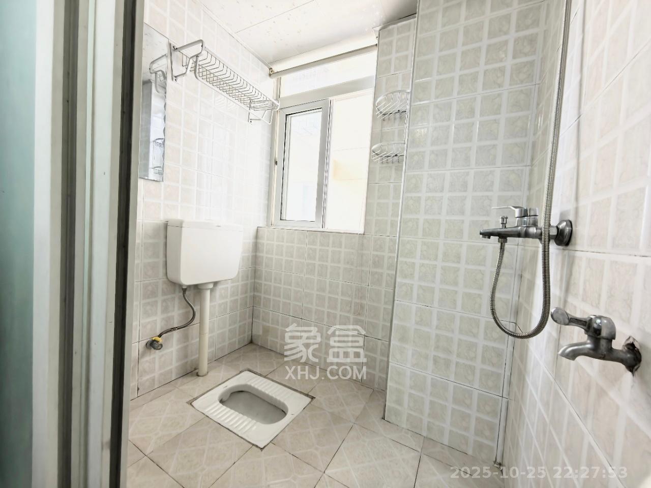 四方小区综合楼（四方嘉丽）  1室1厅1卫    1300.0元/月室内图