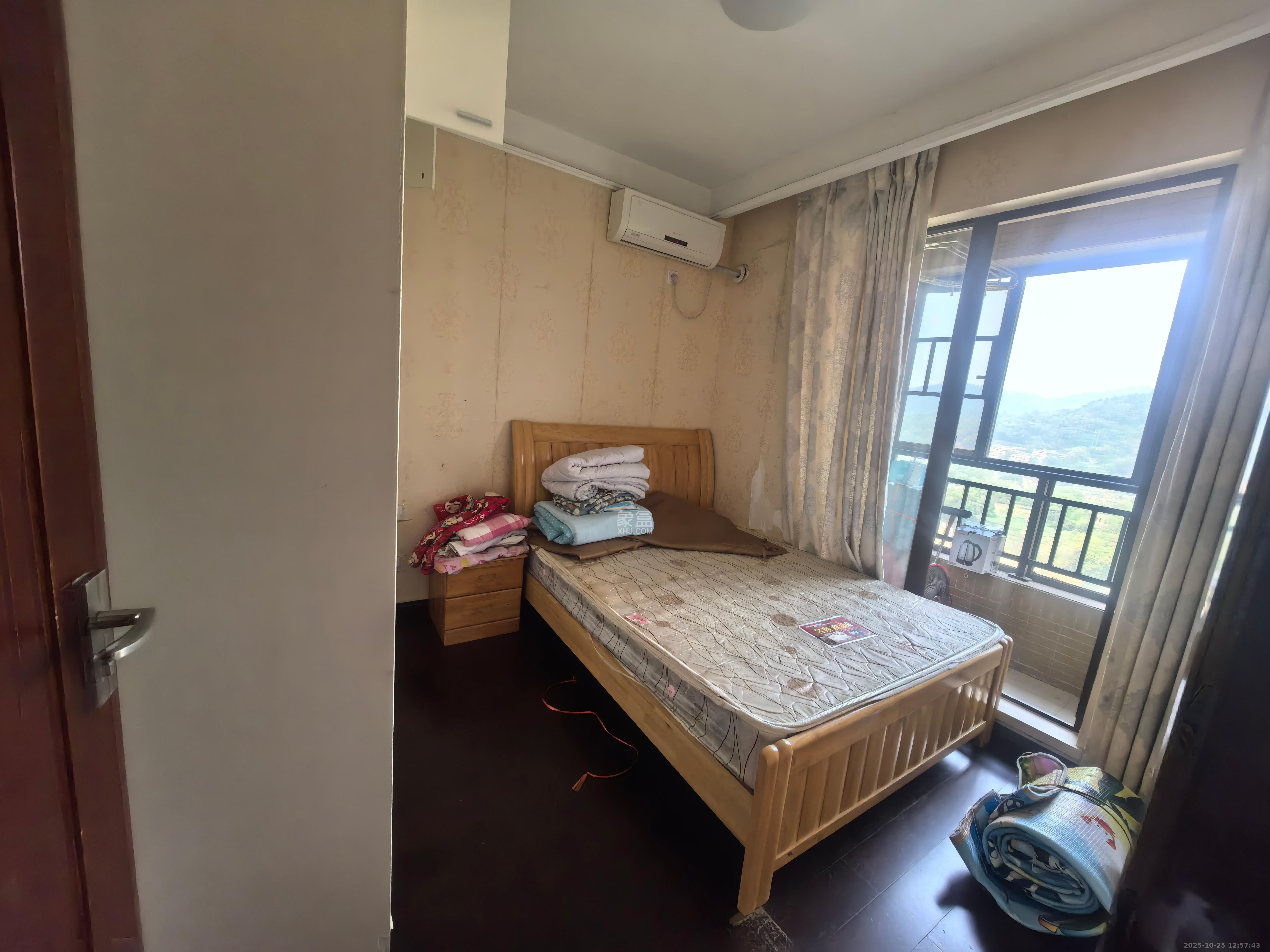 中海国际二期  4室2厅2卫    3000.0元/月 中海国际二期  4室2厅2卫    3000.0元/月室内图