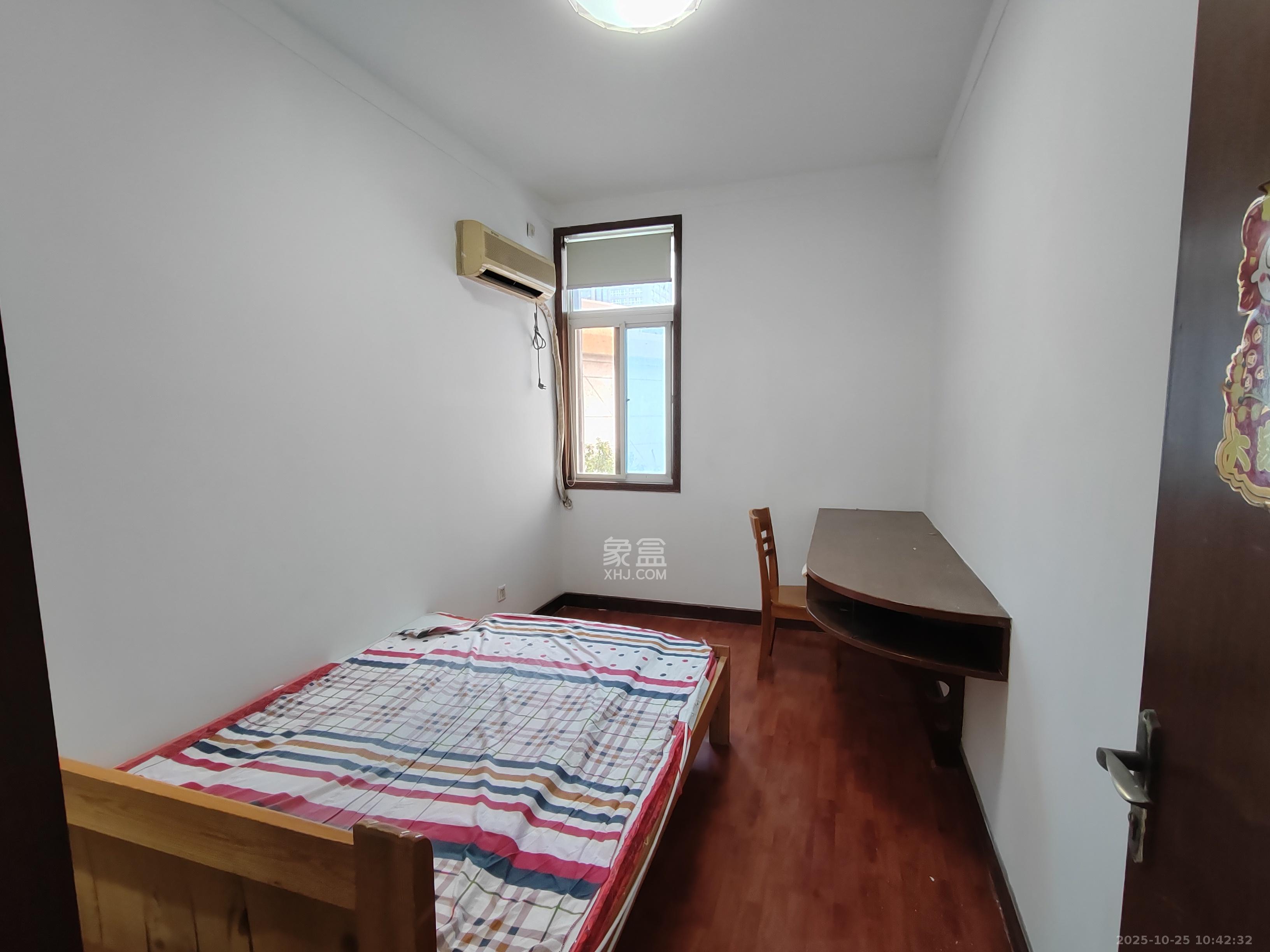 广电南院宿舍  3室1厅1卫    2100.0元/月室内图