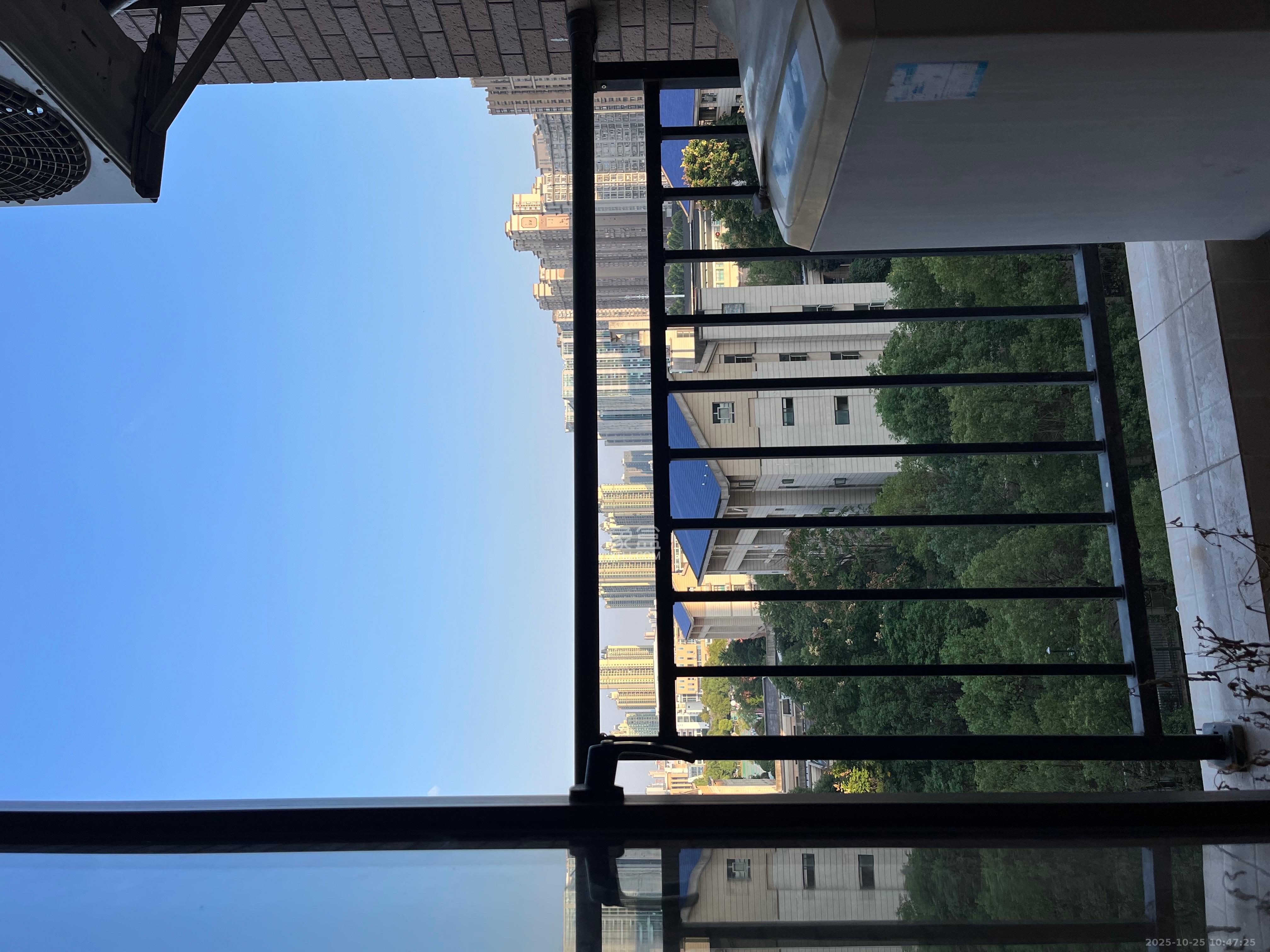 水岸世景  1室1厅1卫    1100.0元/月 水岸世景  1室1厅1卫    1100.0元/月室内图