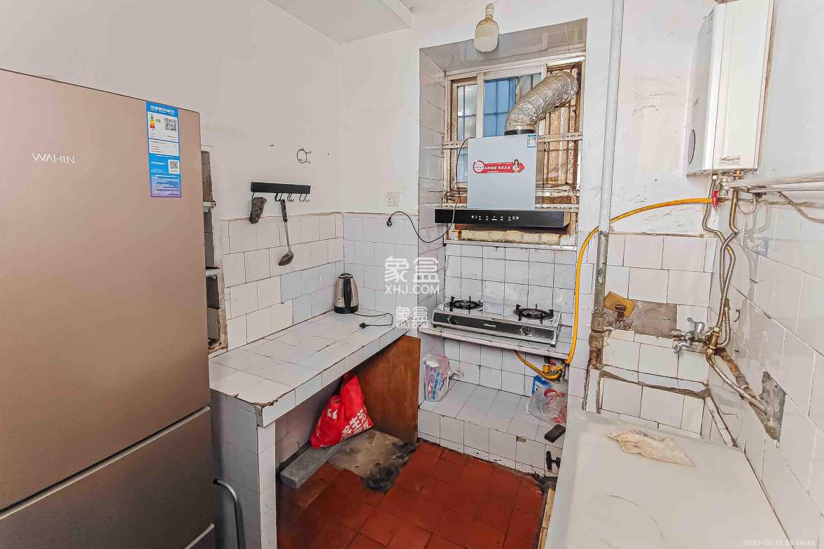 长沙理工大学东院西院 3室2厅1卫 2000.0元/月 长沙理工大学东院西院 3室2厅1卫 2000.0元/月室内图