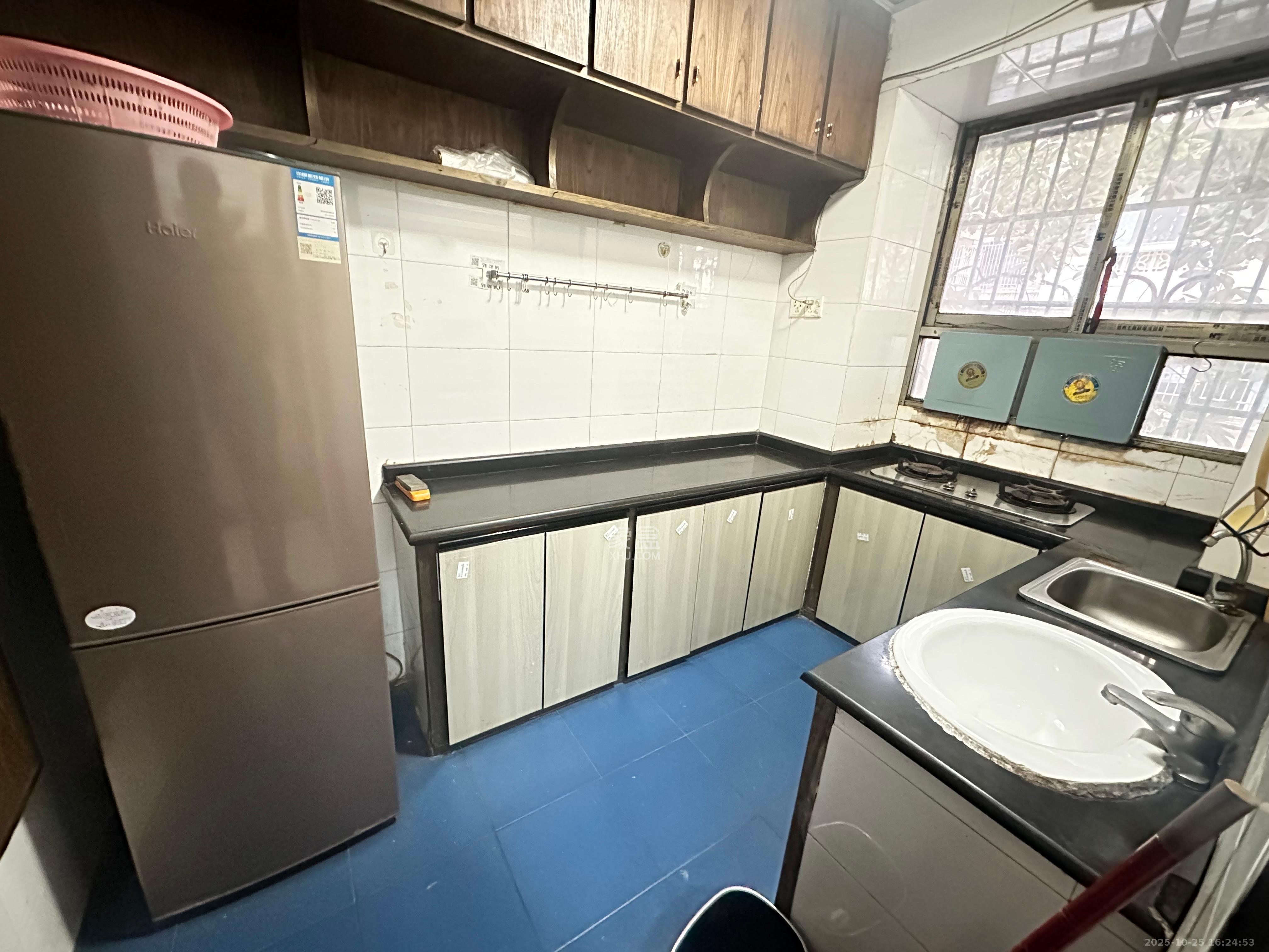 油铺街社区人造板厂宿舍  2室1厅1卫    1700.0元/月室内图