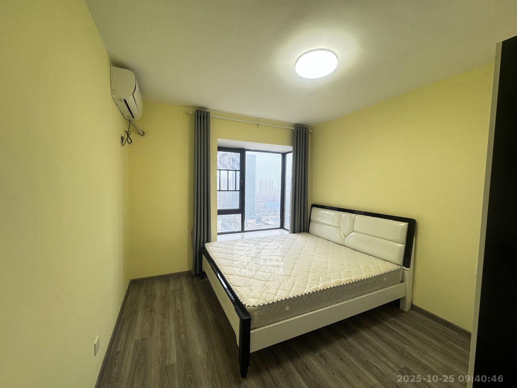 中欣楚天熙苑  2室2厅1卫    2300.0元/月 中欣楚天熙苑  2室2厅1卫    2300.0元/月室内图