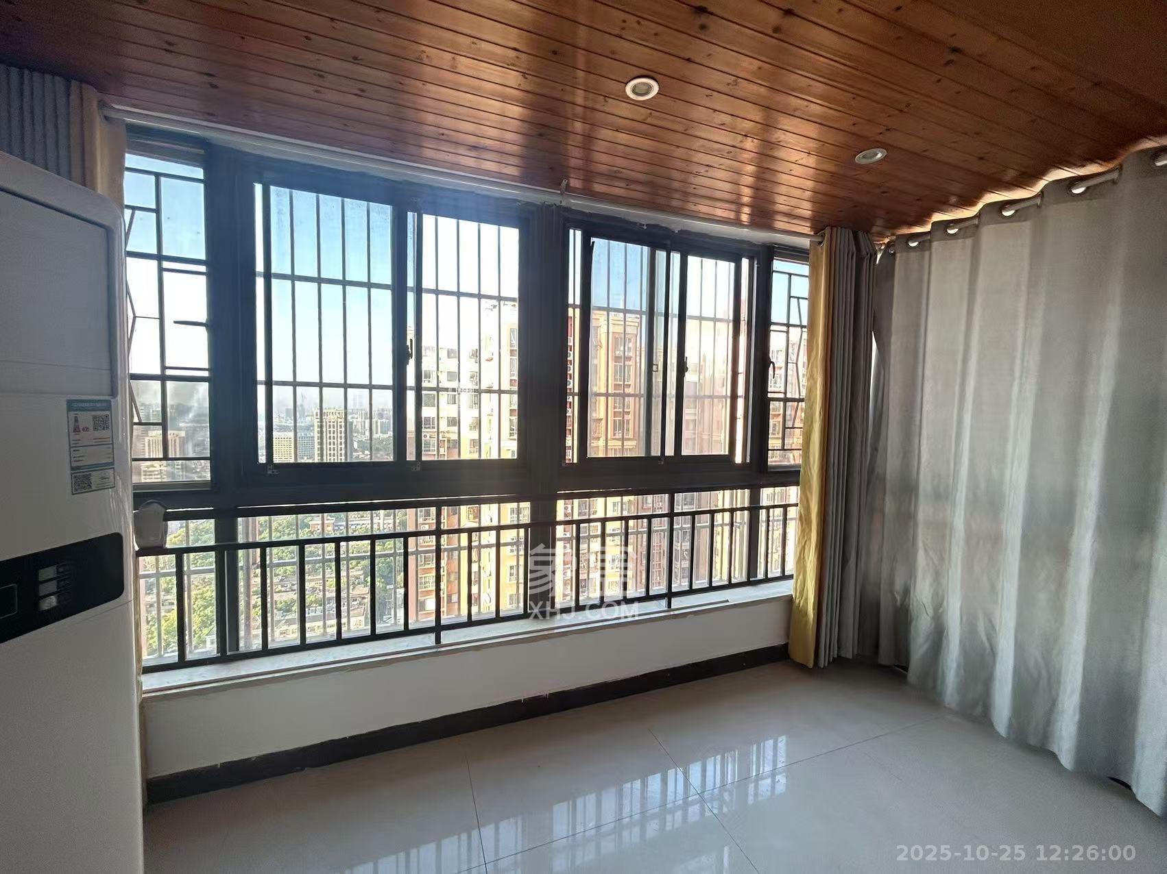 上海城小区 4室2厅2卫 2800.0元/月 上海城小区 4室2厅2卫 2800.0元/月室内图