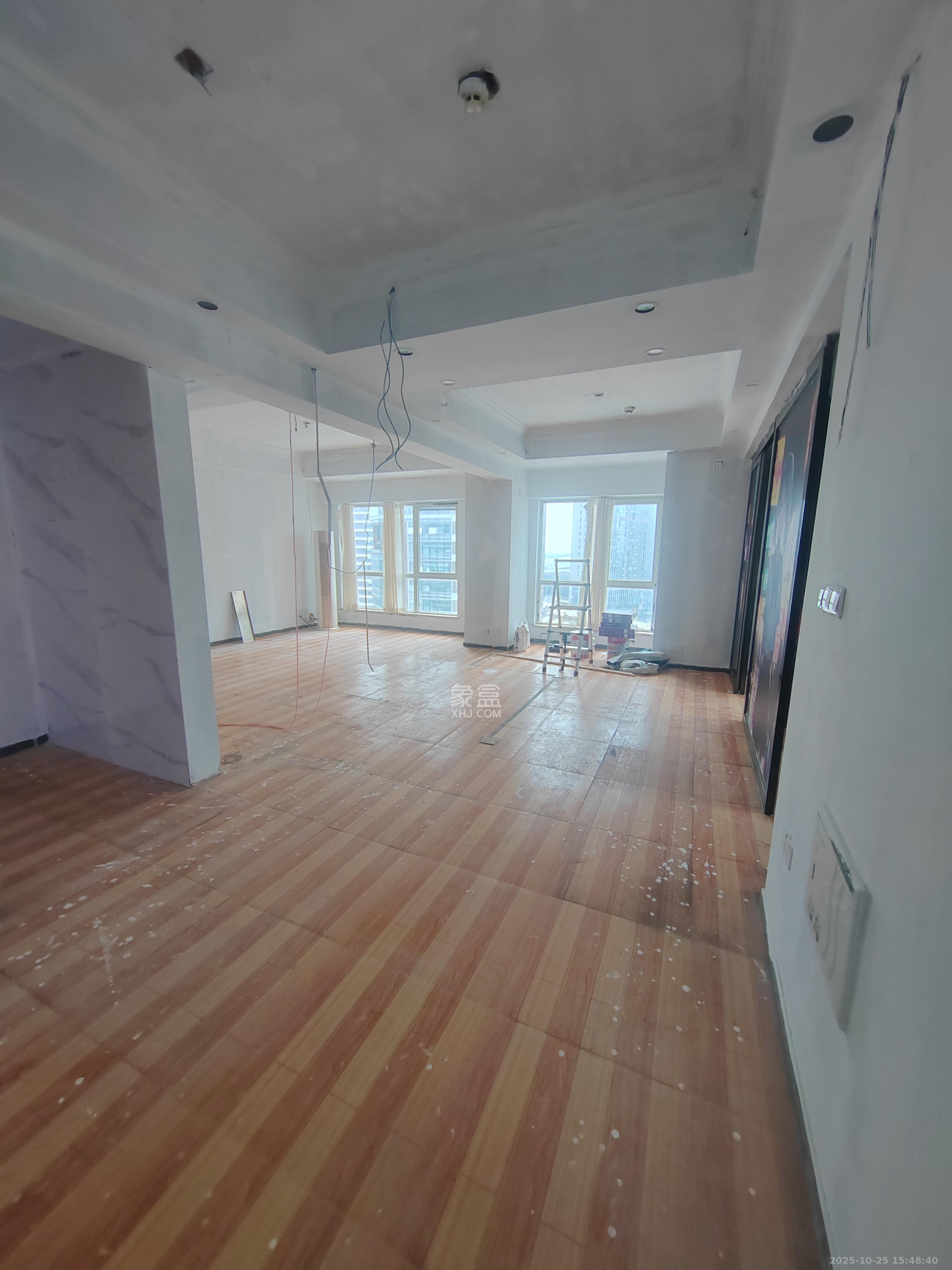 北辰三角洲B1E1区  3室1厅1卫    5300.0元/月室内图