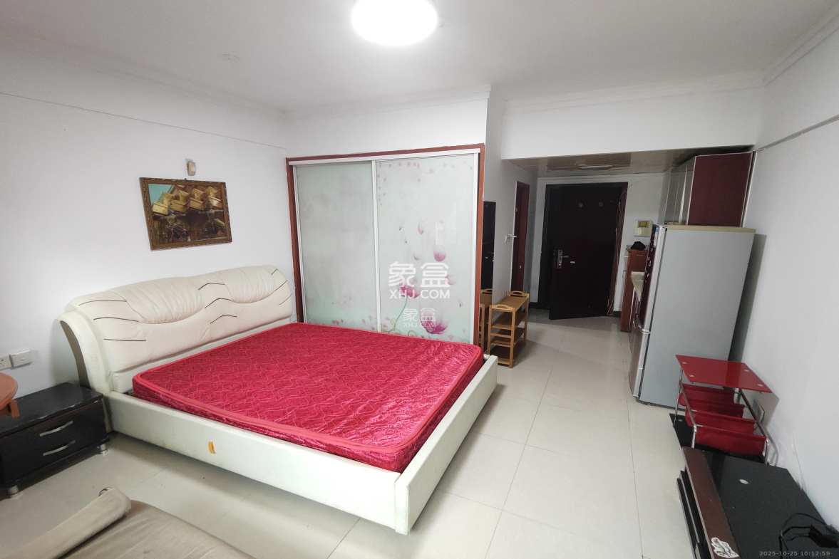 天健芙蓉盛世一期  1室1厅1卫    1350.0元/月 天健芙蓉盛世一期  1室1厅1卫    1350.0元/月室内图