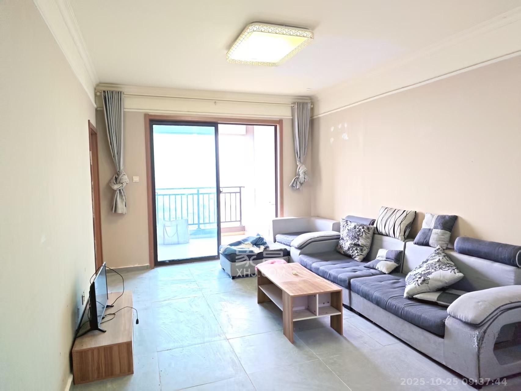 麓谷小镇  3室2厅1卫    1900.0元/月室内图