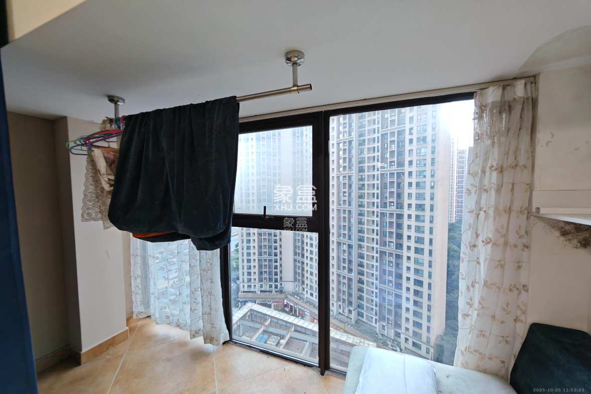 达美D6区  1室1厅1卫    1400.0元/月 达美D6区  1室1厅1卫    1400.0元/月室内图