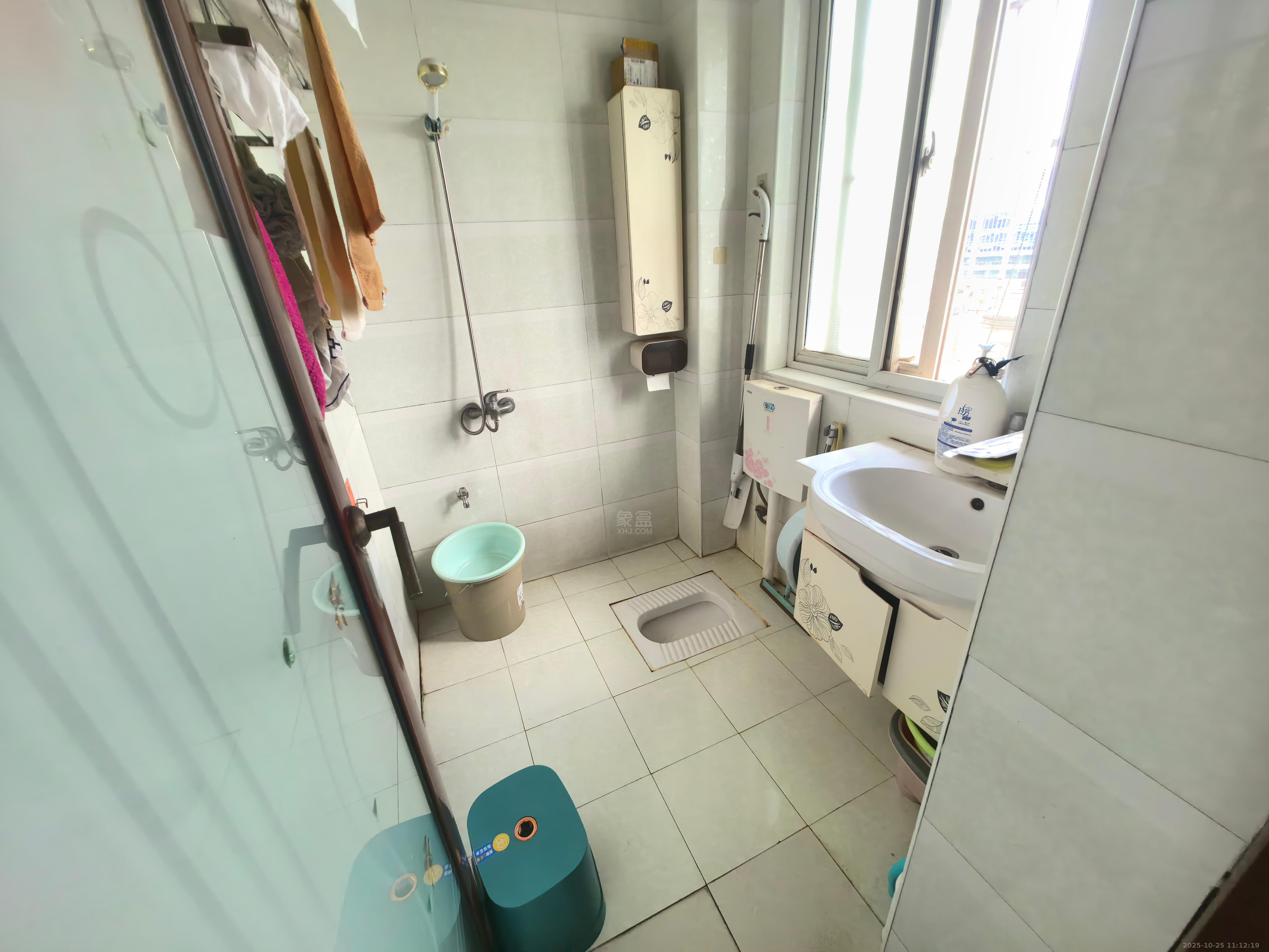 芙蓉丽景 2室2厅1卫 1100.0元/月 芙蓉丽景 2室2厅1卫 1100.0元/月室内图