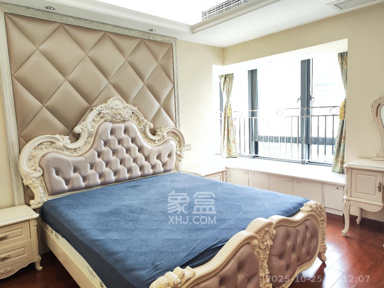 保利国际广场  3室2厅1卫    7000.0元/月 保利国际广场  3室2厅1卫    7000.0元/月室内图