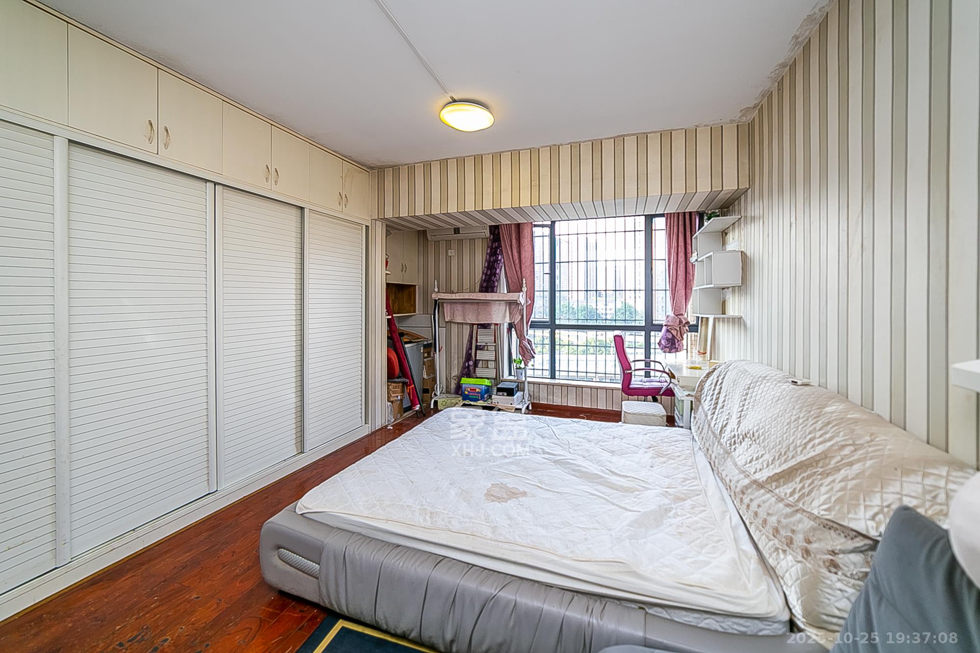 剑桥名门  1室1厅1卫    22.8万