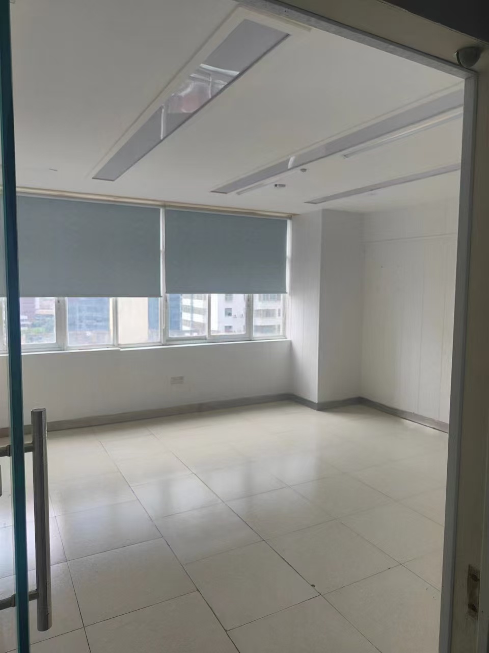 港澳申亚大厦   271.0㎡      8000.0元/月室内图