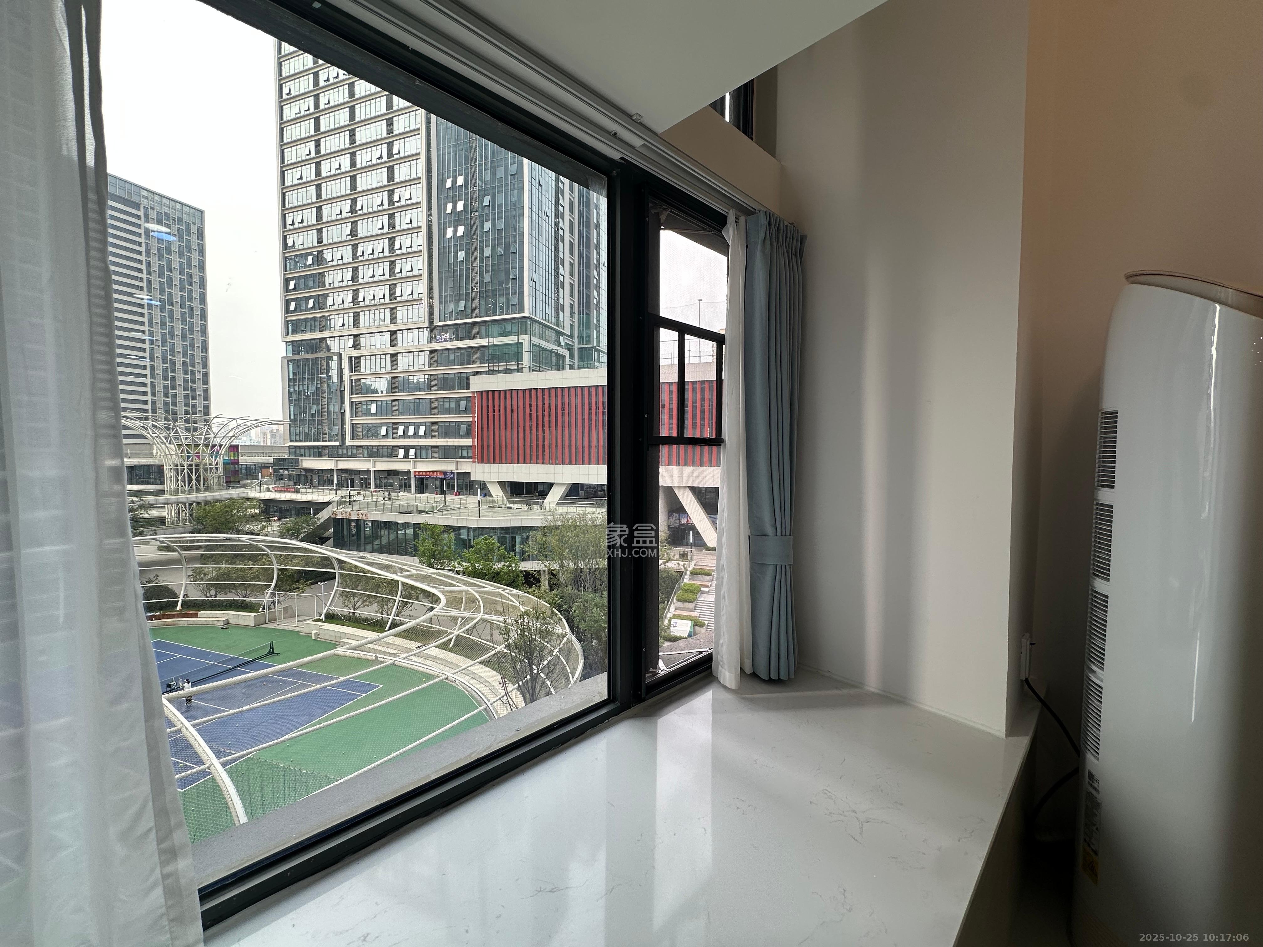 保利中环广场(保利中悦苑)  2室1厅1卫    2600.0元/月 保利中环广场(保利中悦苑)  2室1厅1卫    2600.0元/月室内图