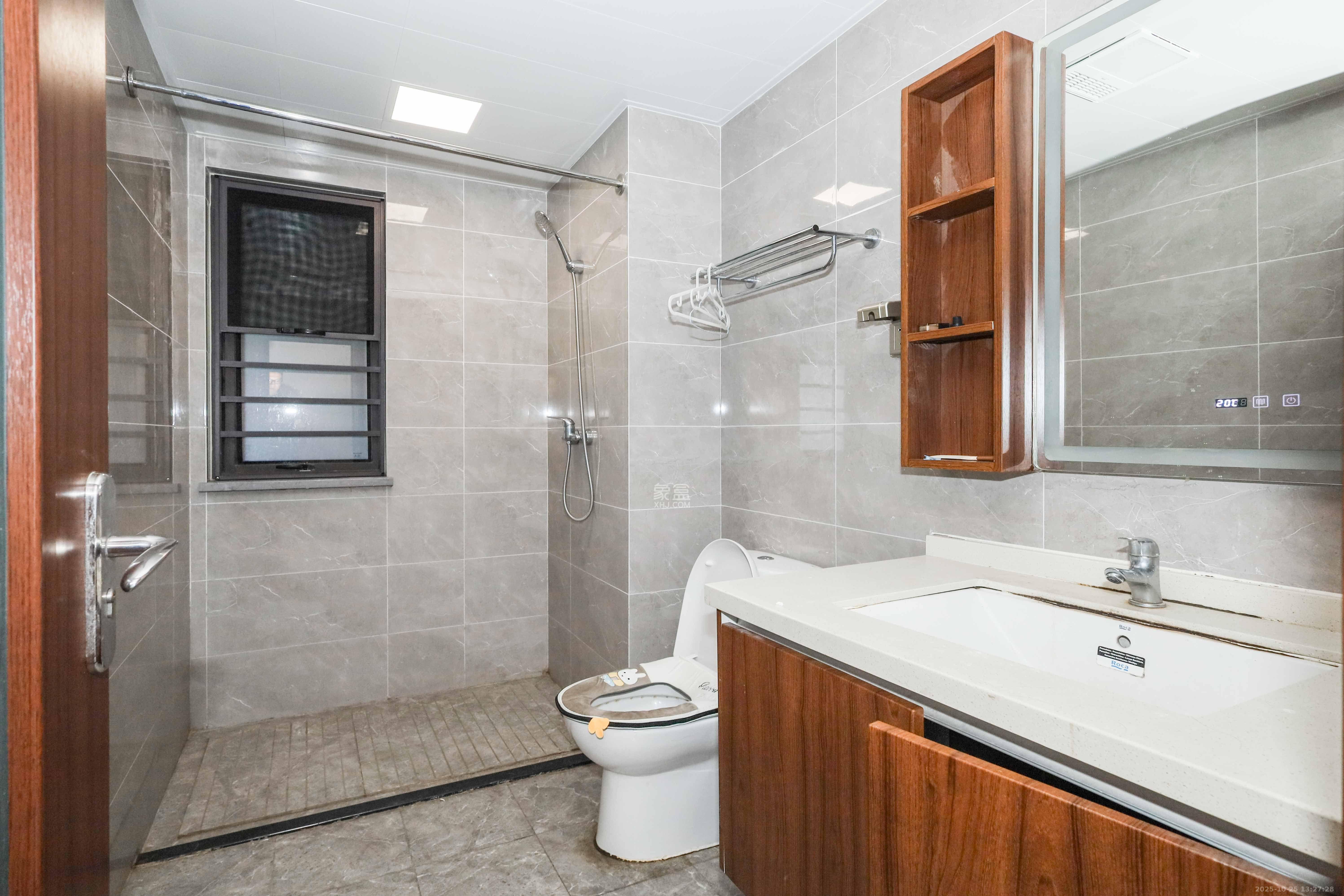 中梁云麓传奇 3室2厅2卫 2480.0元/月 中梁云麓传奇 3室2厅2卫 2480.0元/月室内图