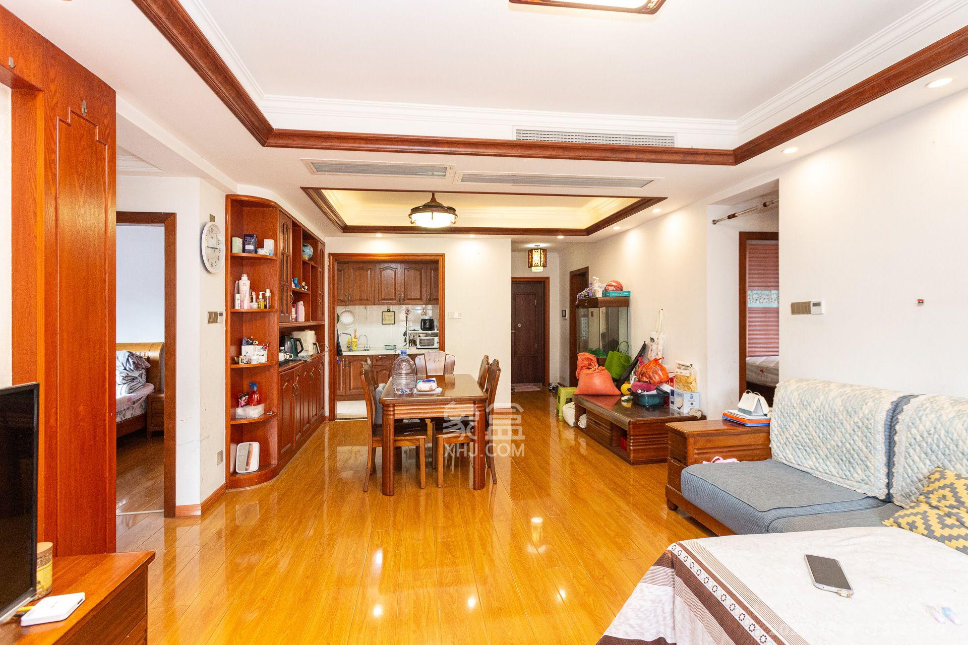 润和又一城  4室2厅2卫    2500.0元/月室内图