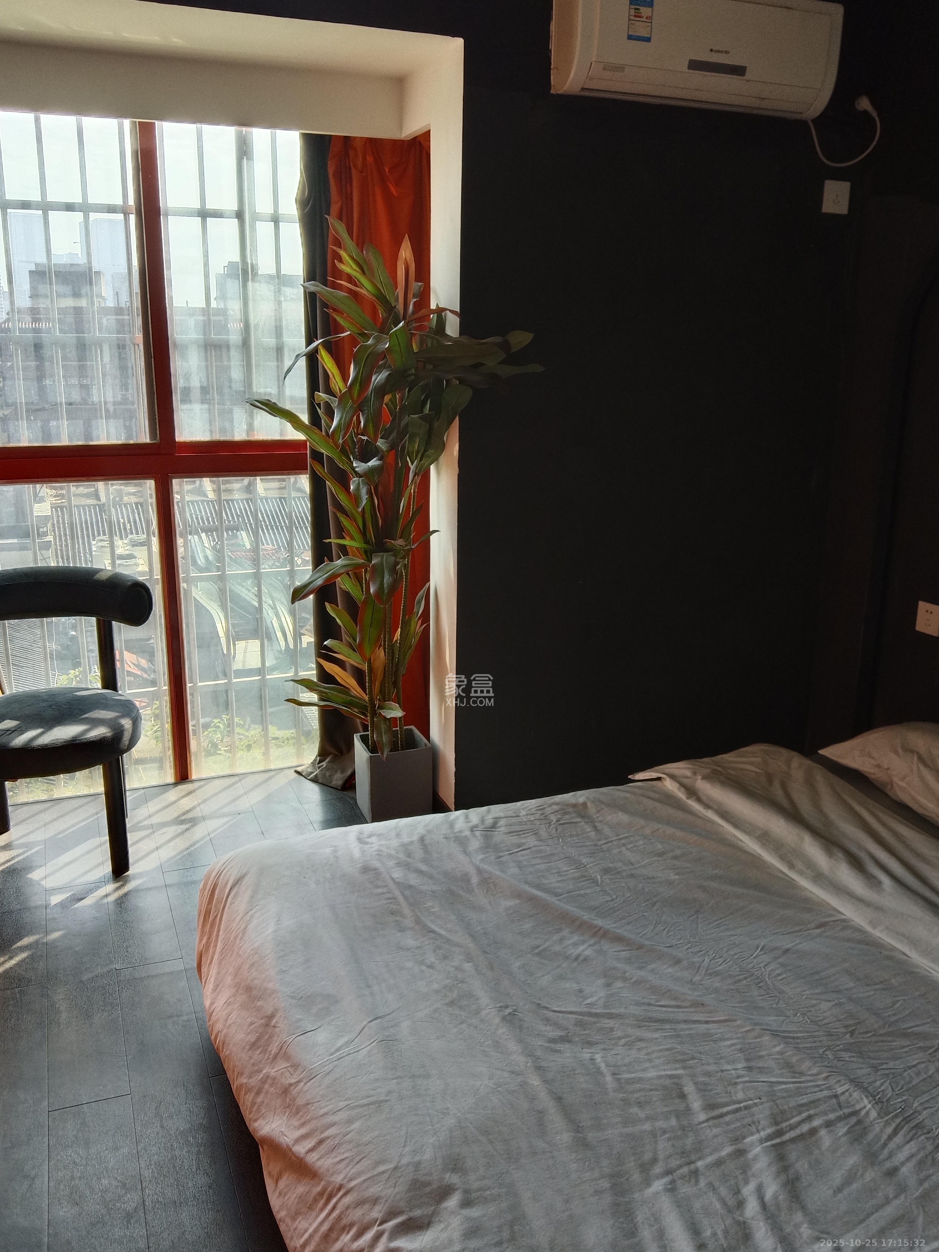 青和上座（上味舫大厦）  2室2厅1卫    2800.0元/月