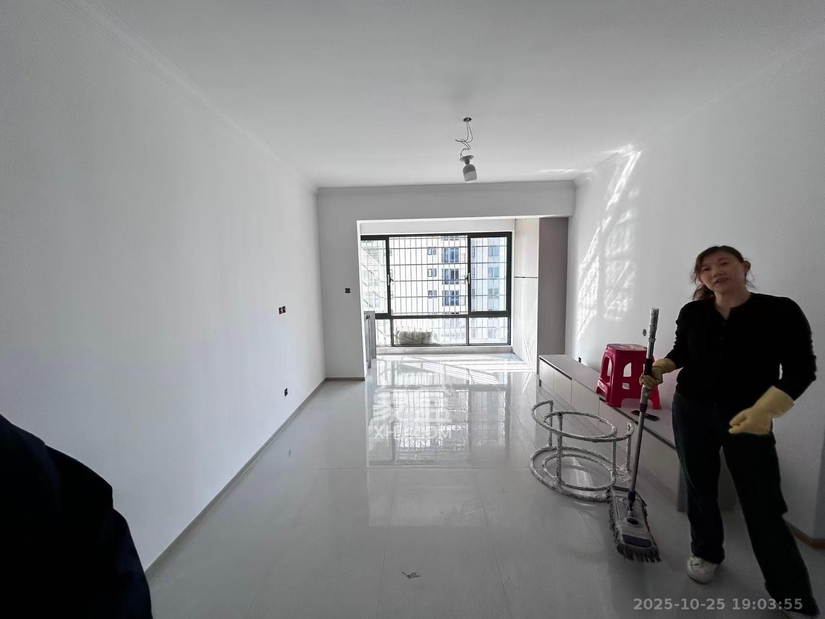 和景家园二期  2室1厅1卫    1800.0元/月