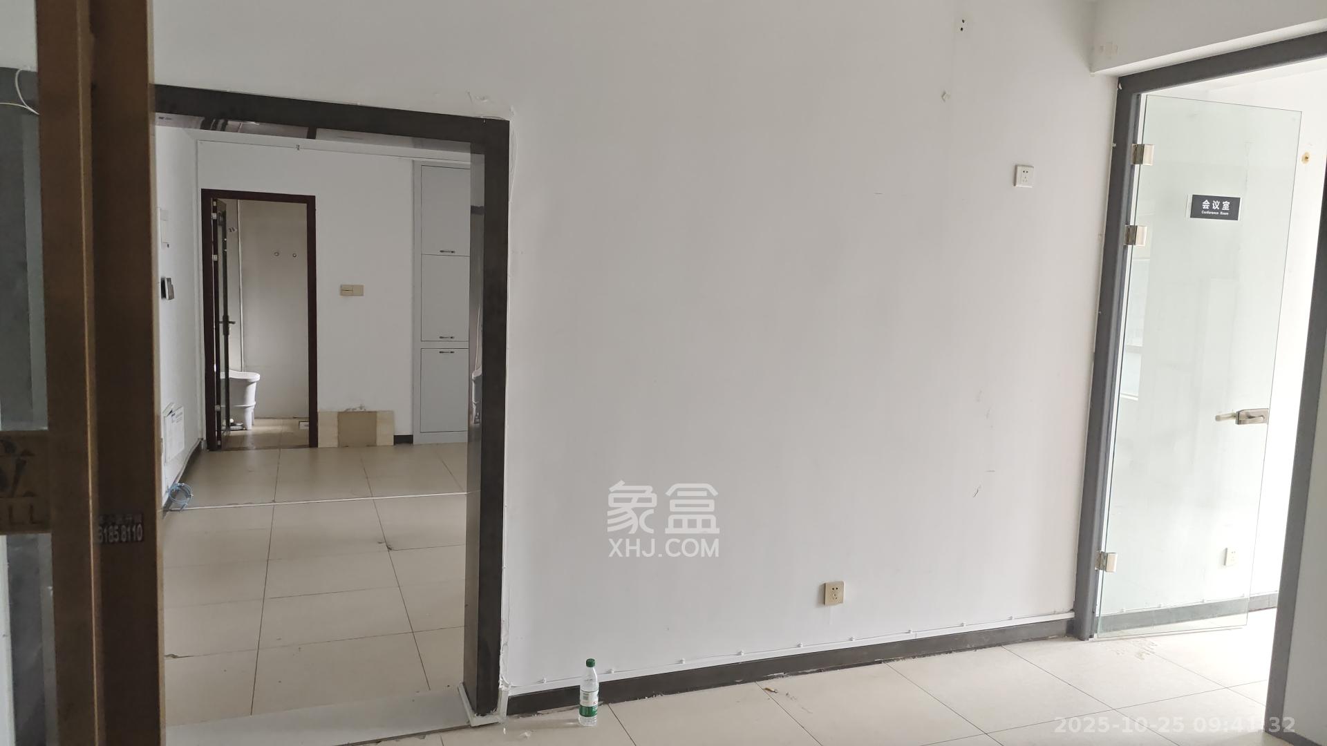 万博汇  2室1厅1卫    2000.0元/月室内图