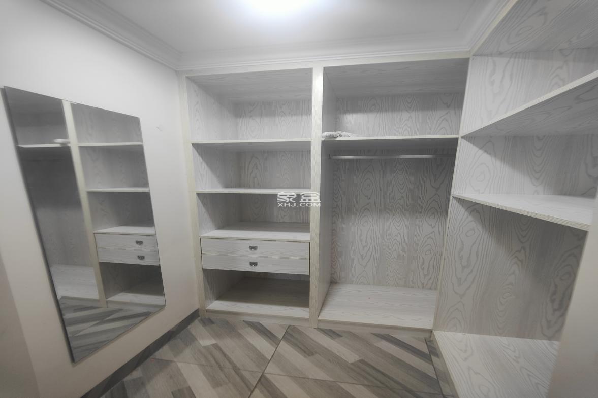 汇宇金城 2室2厅1卫 2100.0元/月 汇宇金城 2室2厅1卫 2100.0元/月室内图