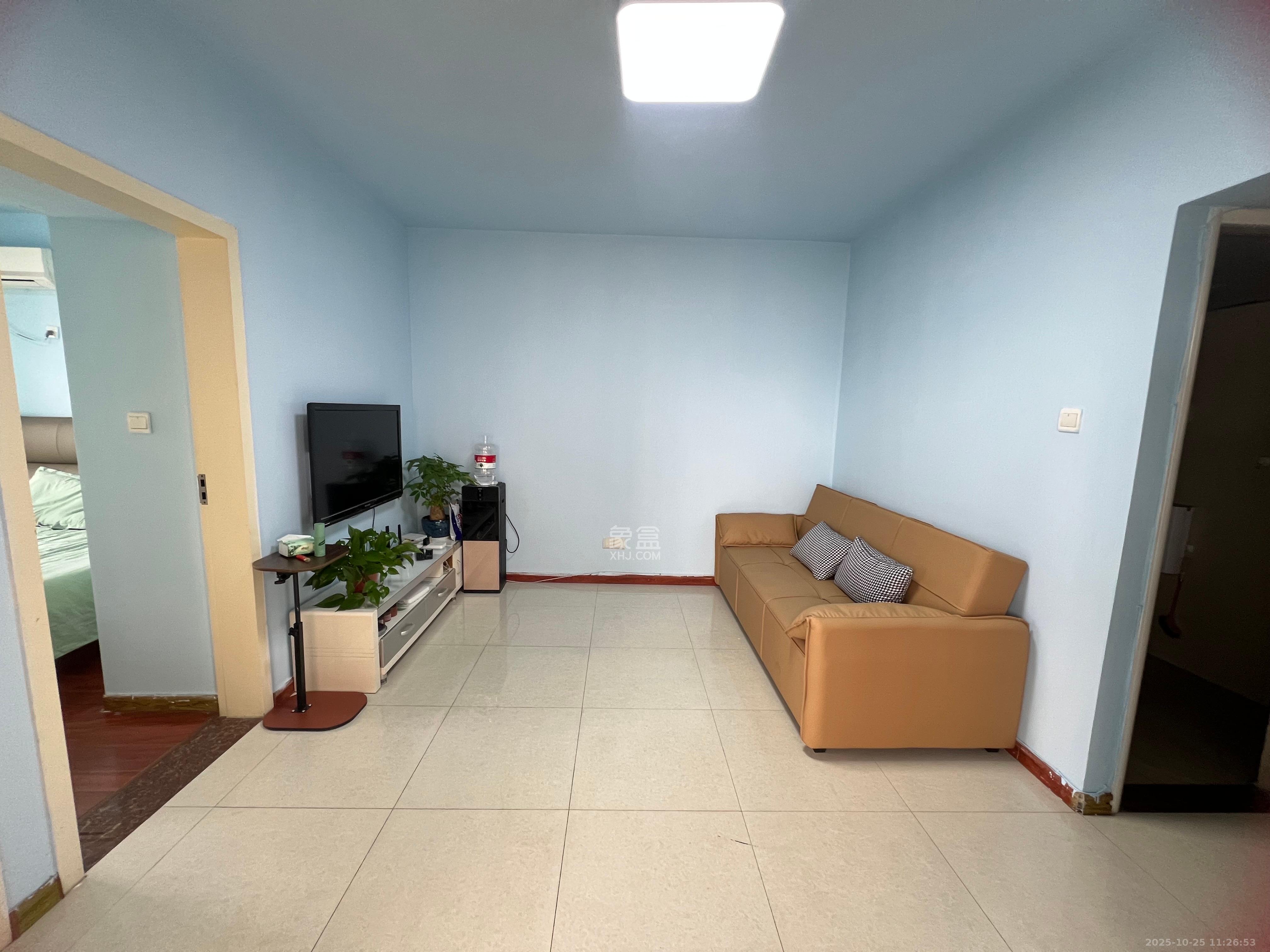 先锋东外滩  2室1厅1卫    1800.0元/月 先锋东外滩  2室1厅1卫    1800.0元/月室内图