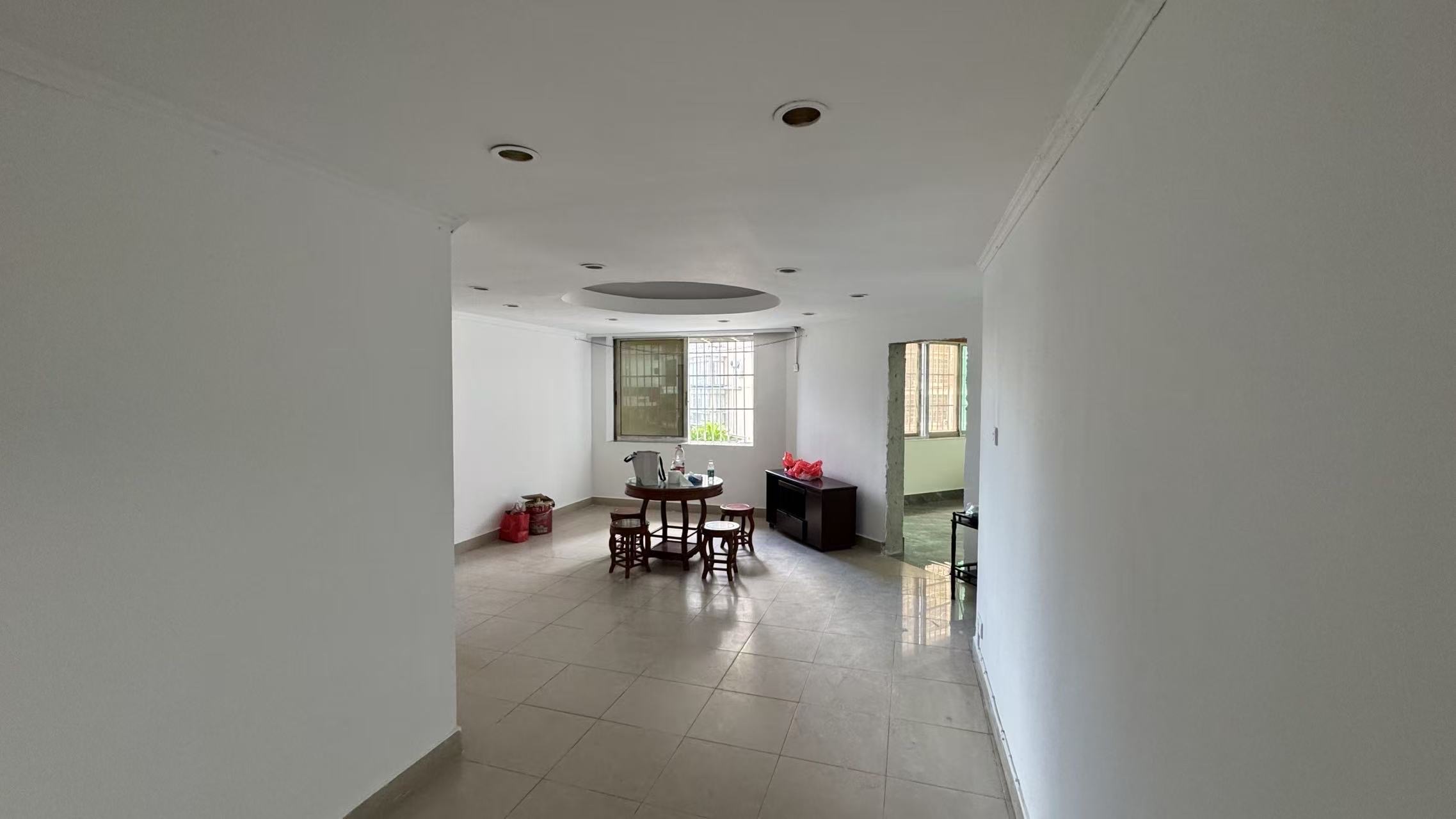 首力大厦  3室2厅2卫    2500.0元/月室内图