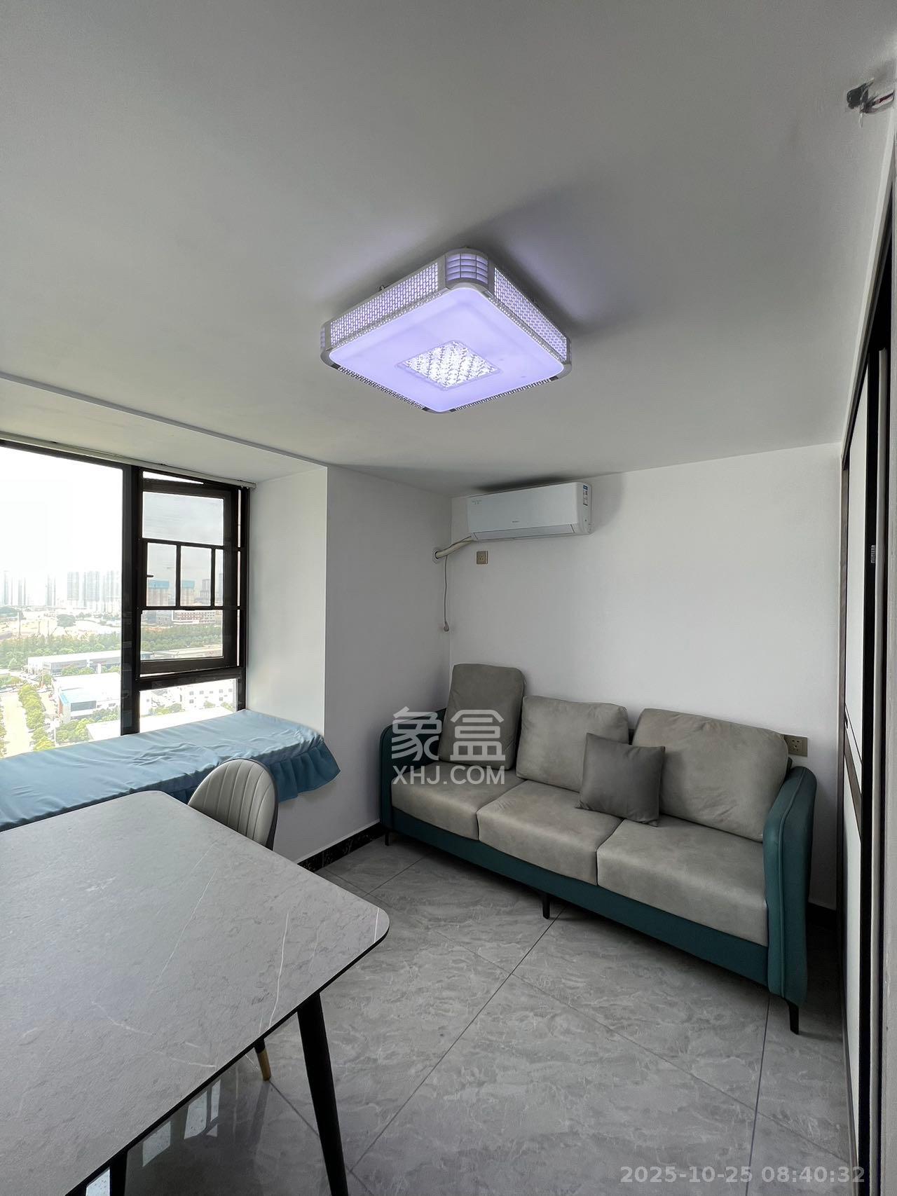 万科金色梦想B区  3室2厅1卫    2700.0元/月 万科金色梦想B区  3室2厅1卫    2700.0元/月室内图