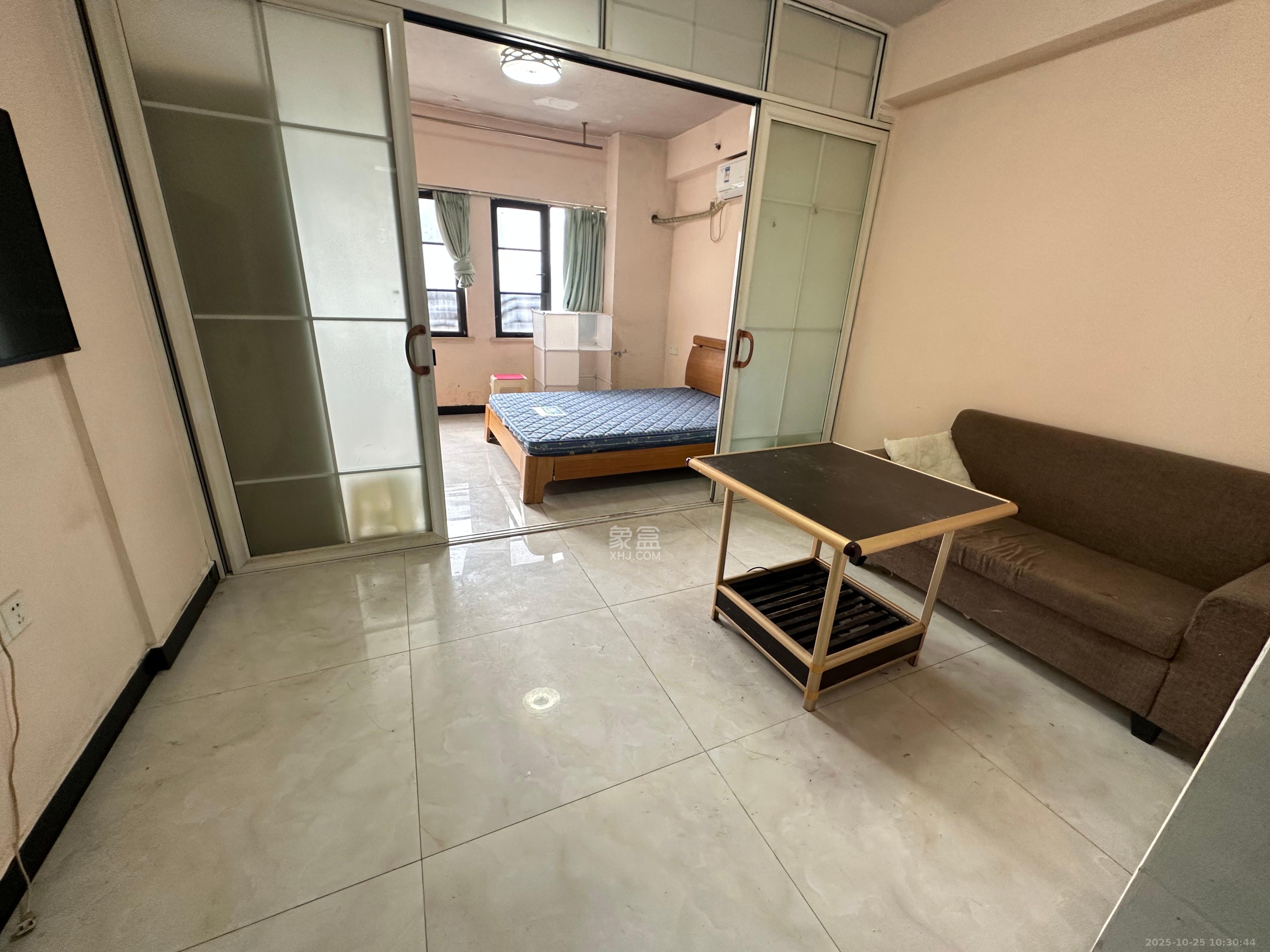 钰龙天下二期（钰龙佳园）  1室0厅1卫    1000.0元/月