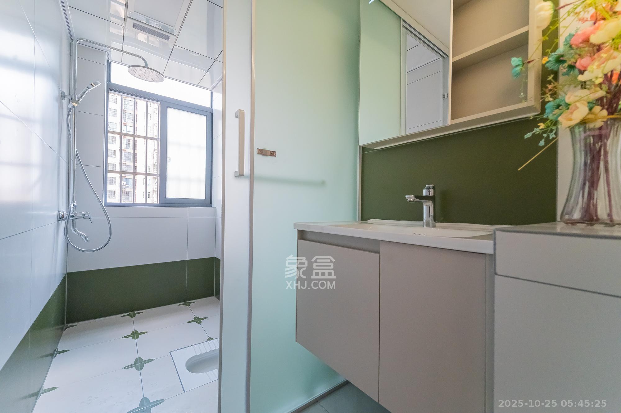 锦璨家园  3室2厅2卫    63.8万 锦璨家园  3室2厅2卫    63.8万卫生间